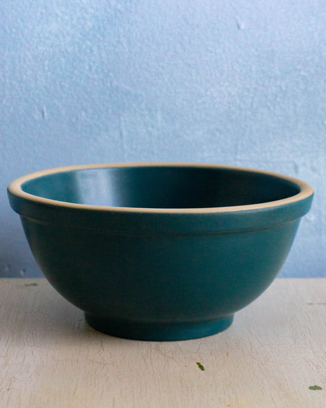 stoneware mixing bowl in baltic blue