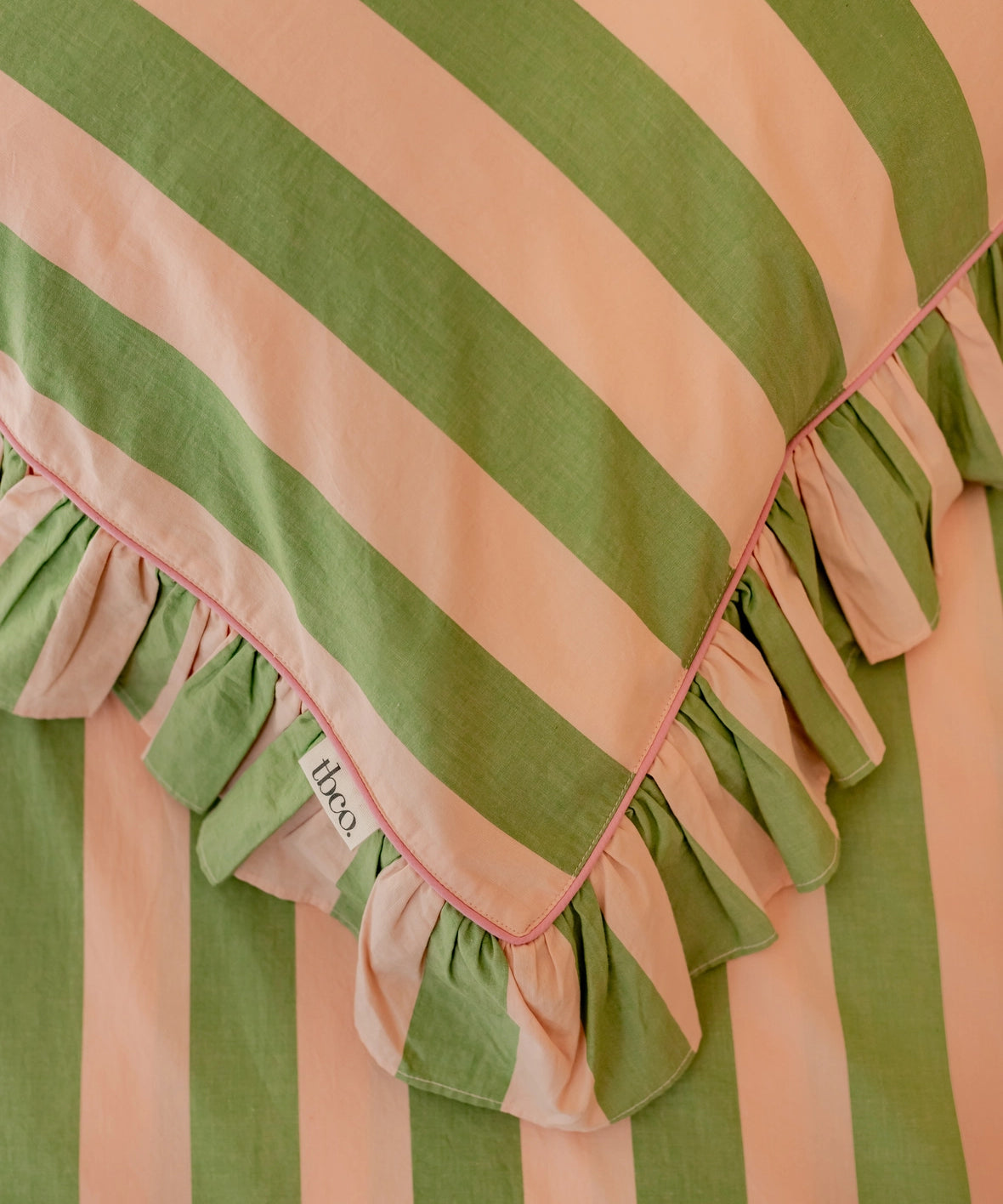 pillowcases - green stripe ruffle