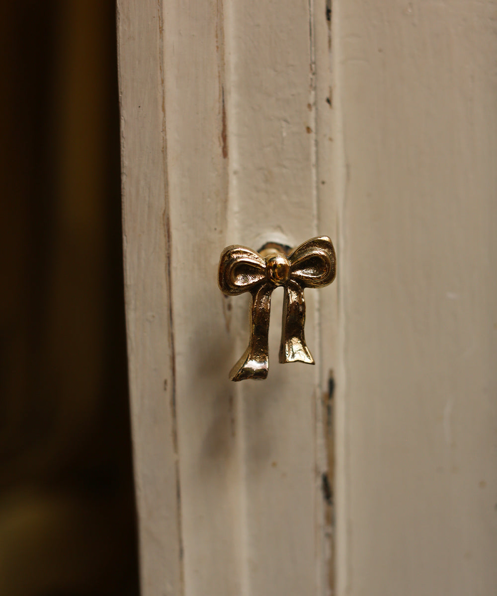 furniture knob - bowie bow