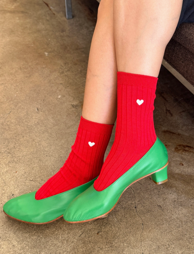 socks - her cotton ribbed: embroidered heart red