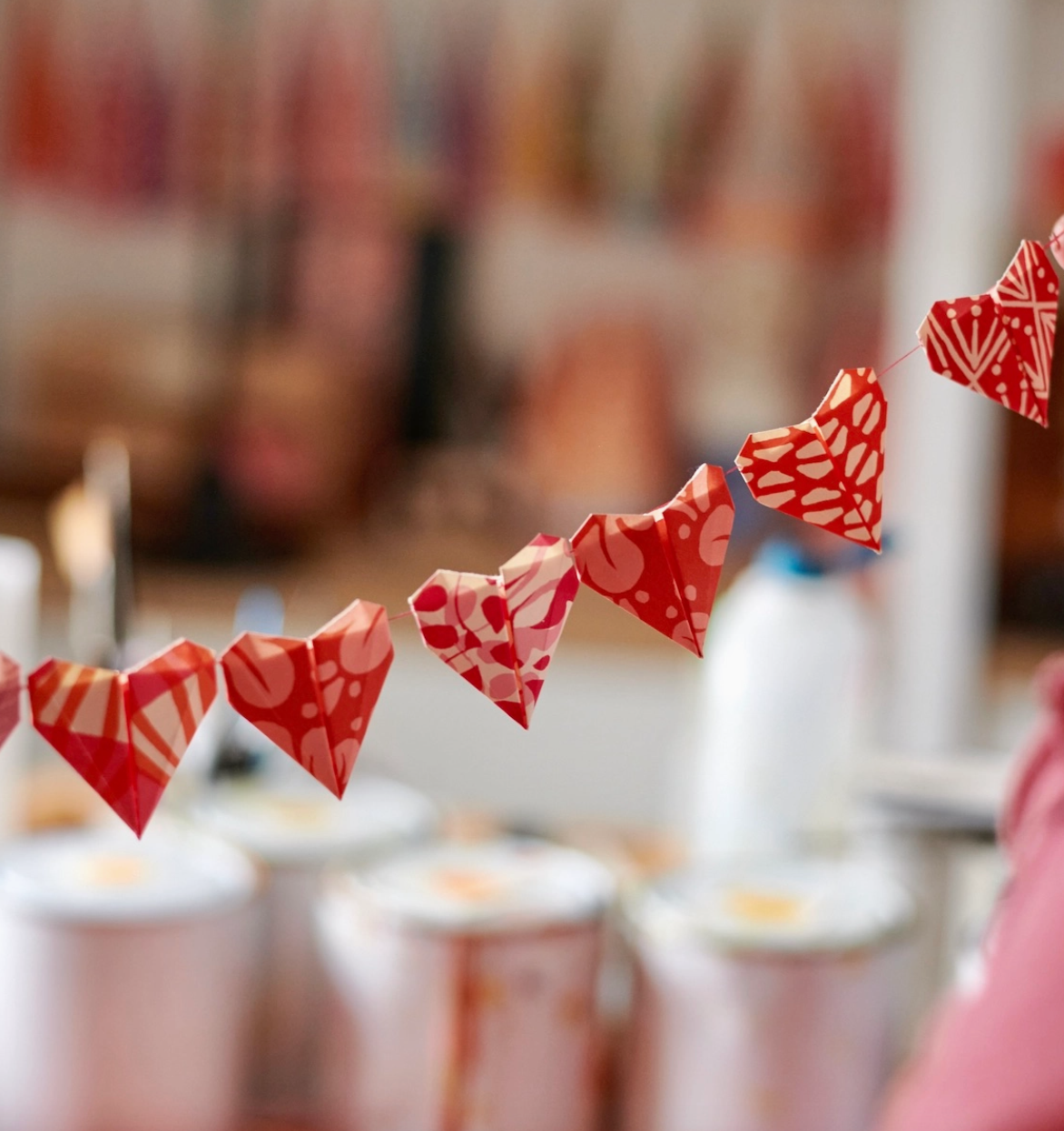 garland - make your own origami hearts garland!