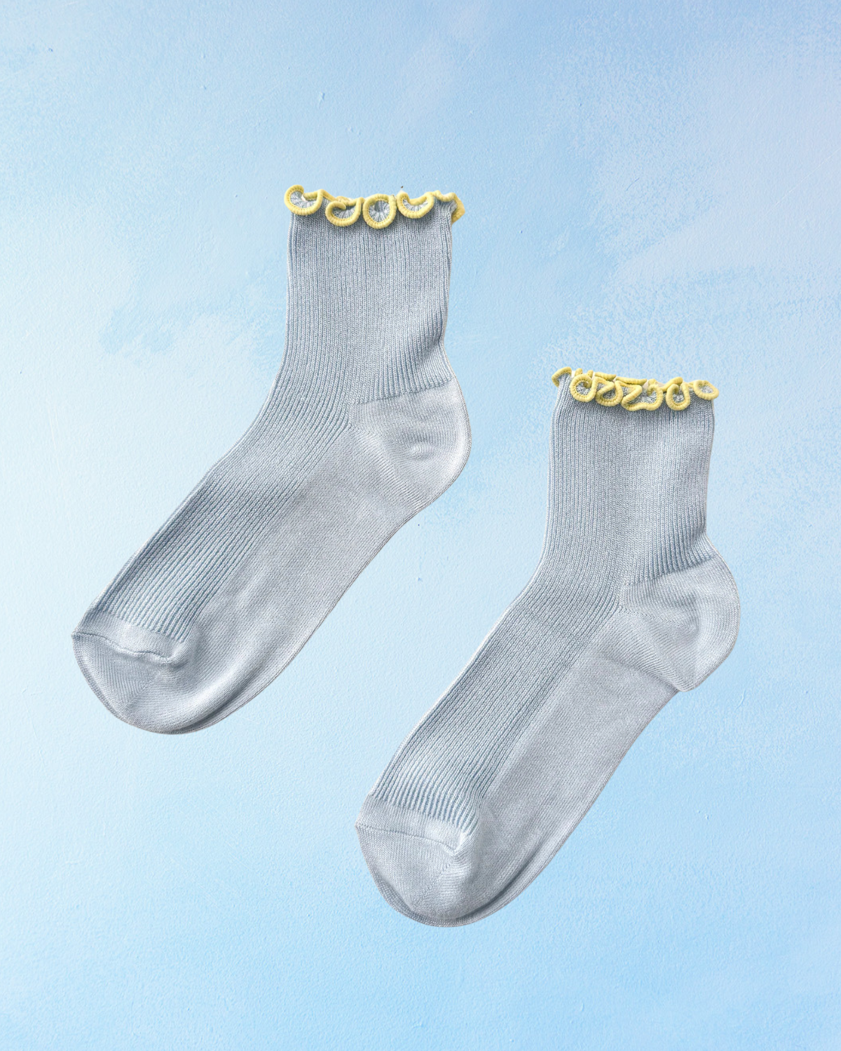 socks - petit ruffled modal: baby blue