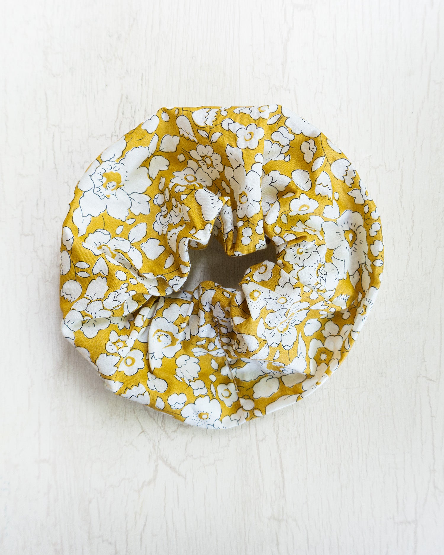 scrunchie - pomp & ceremony (multiple styles)