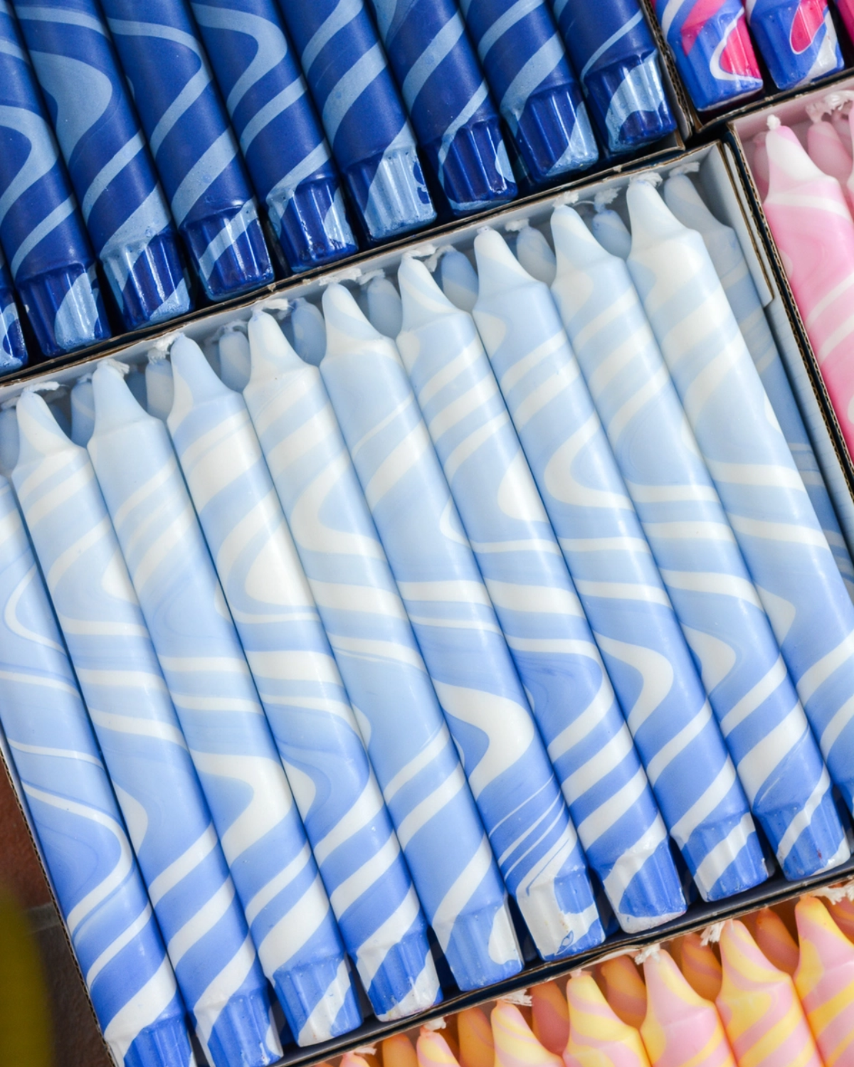 candle  - taper candle (single) - light blue marble