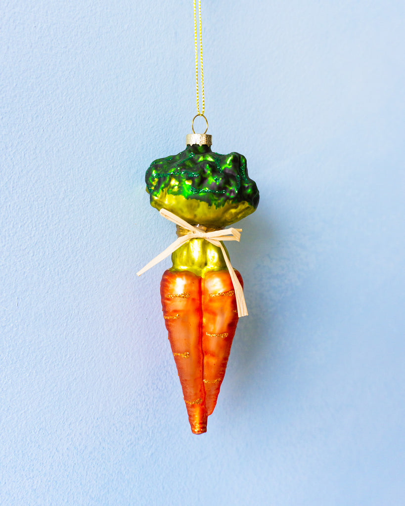 ornament - carrot