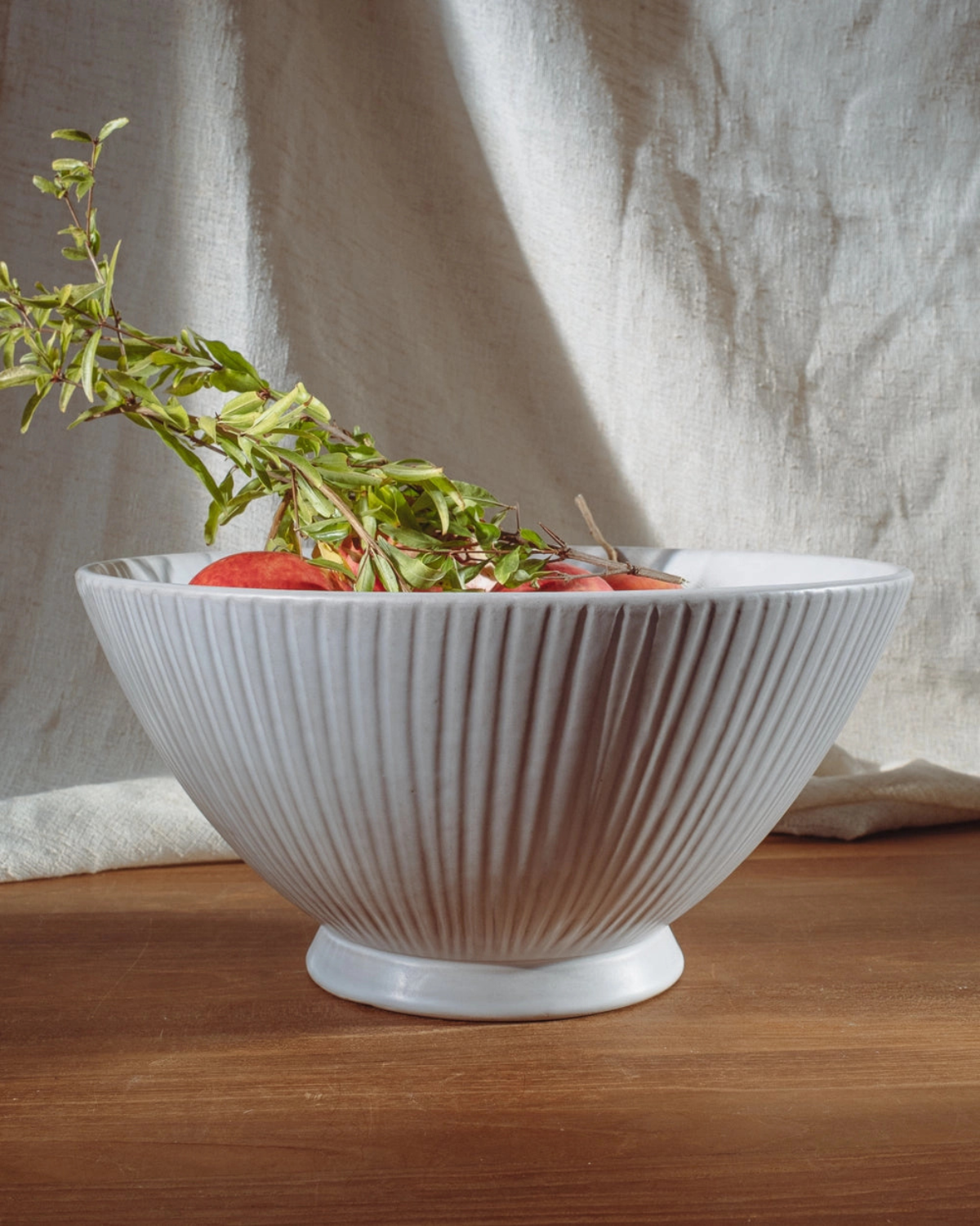 ceramic - serving bowl - cloud lines