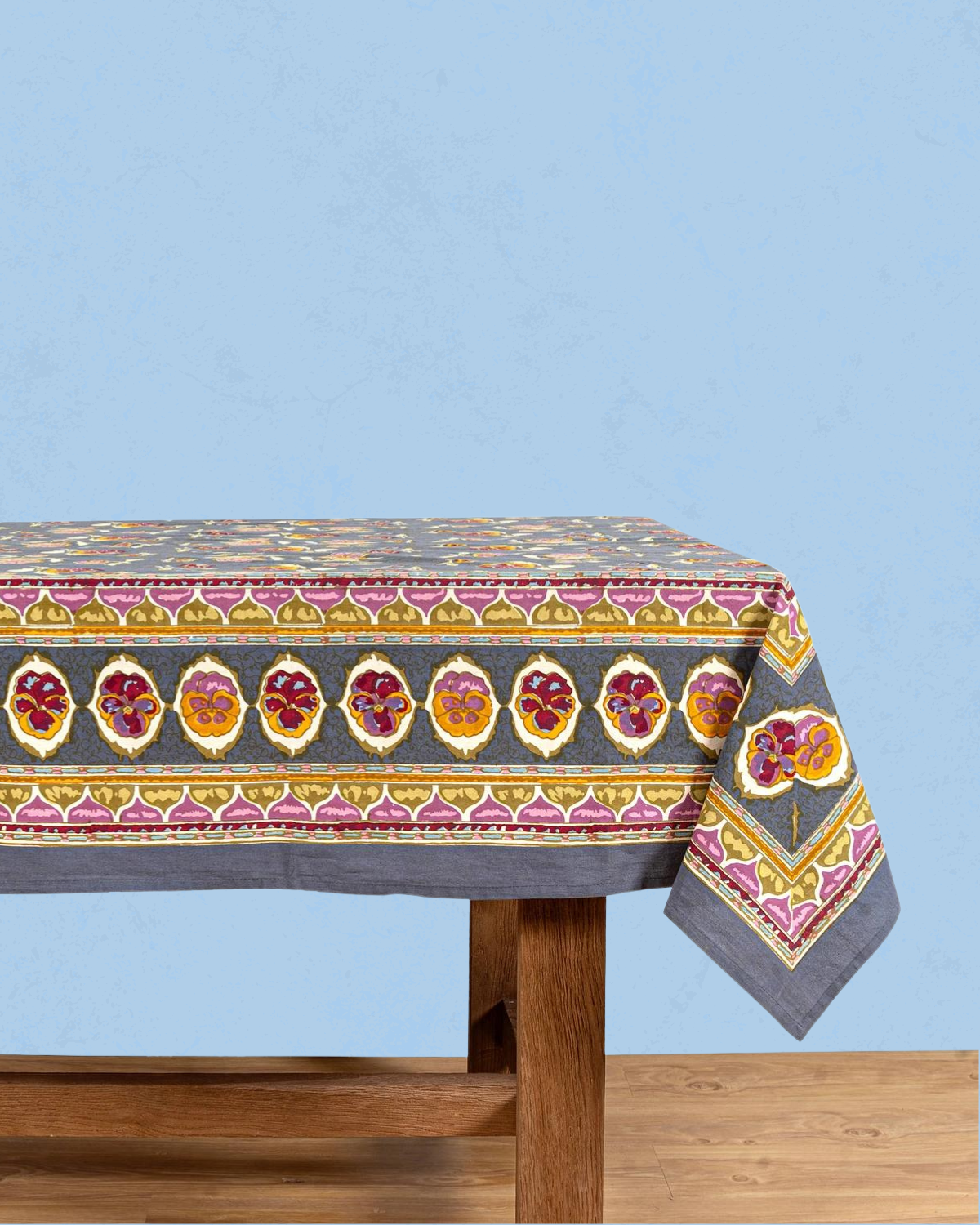 Couleur Nature tablecloth in pansy red and grey