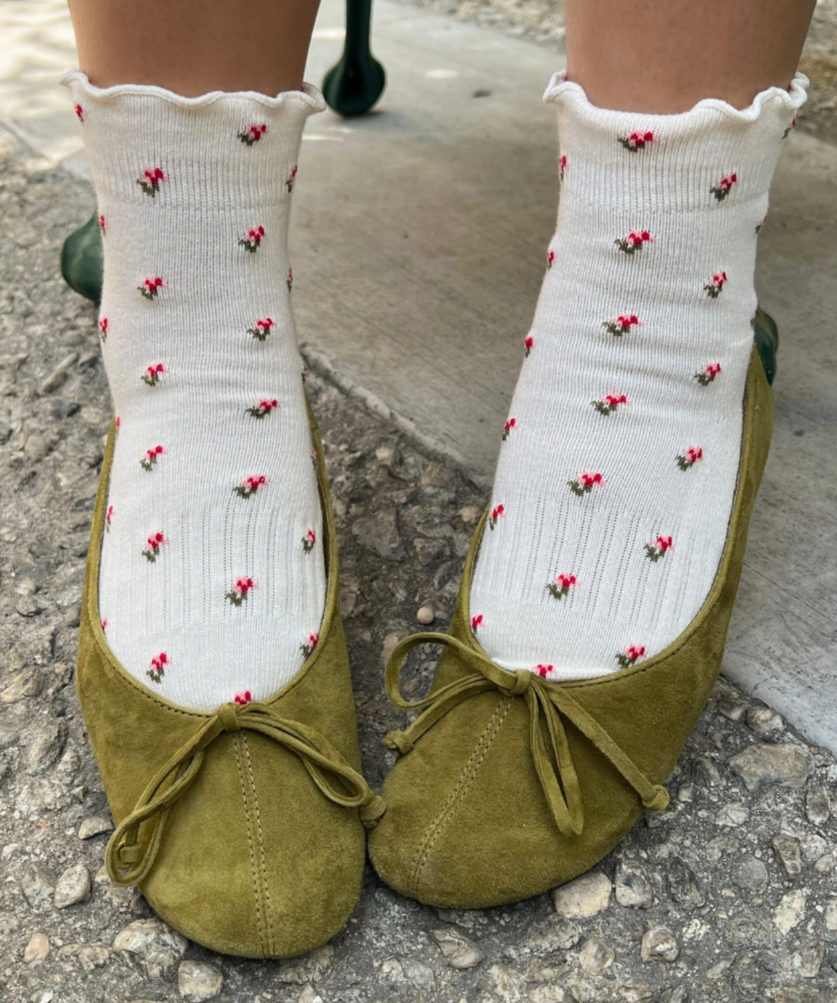 socks - ruffled hugger - cream petal