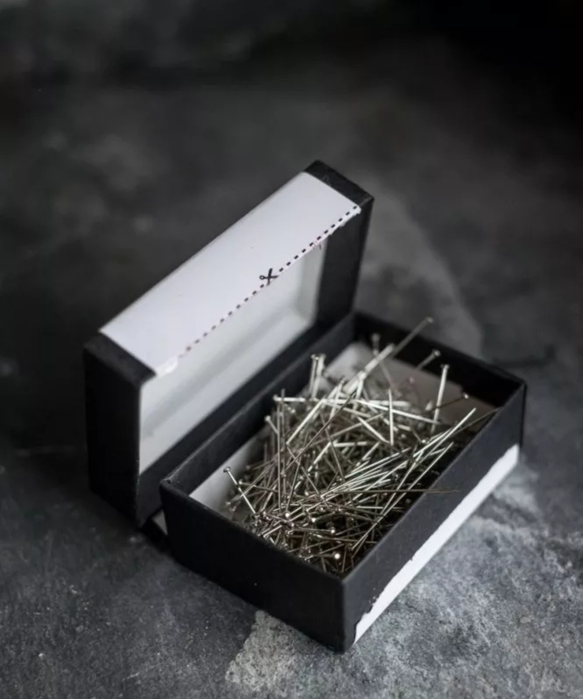 sewing pins - 1 ounce dressmaking