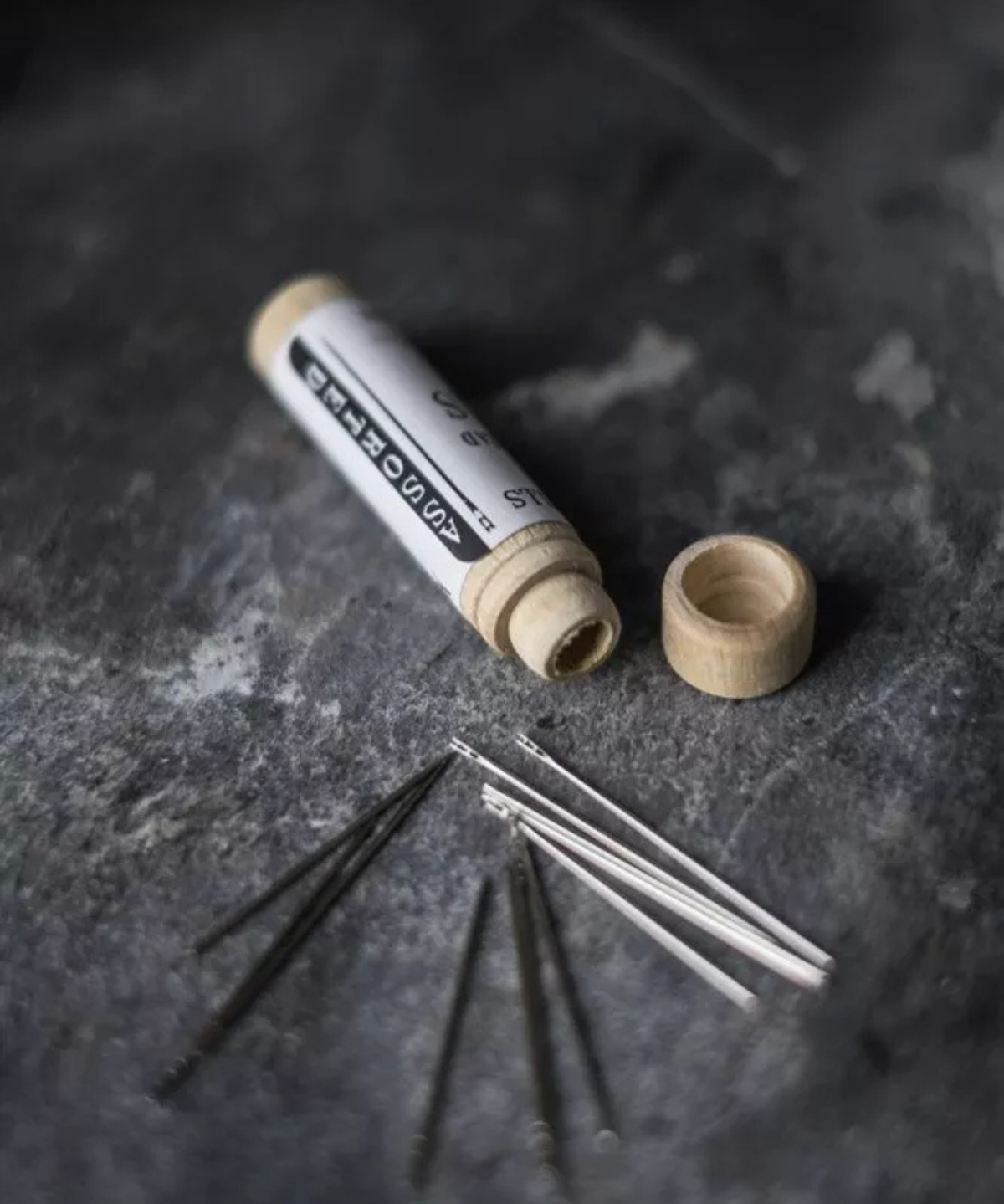 sewing needles - easy thread