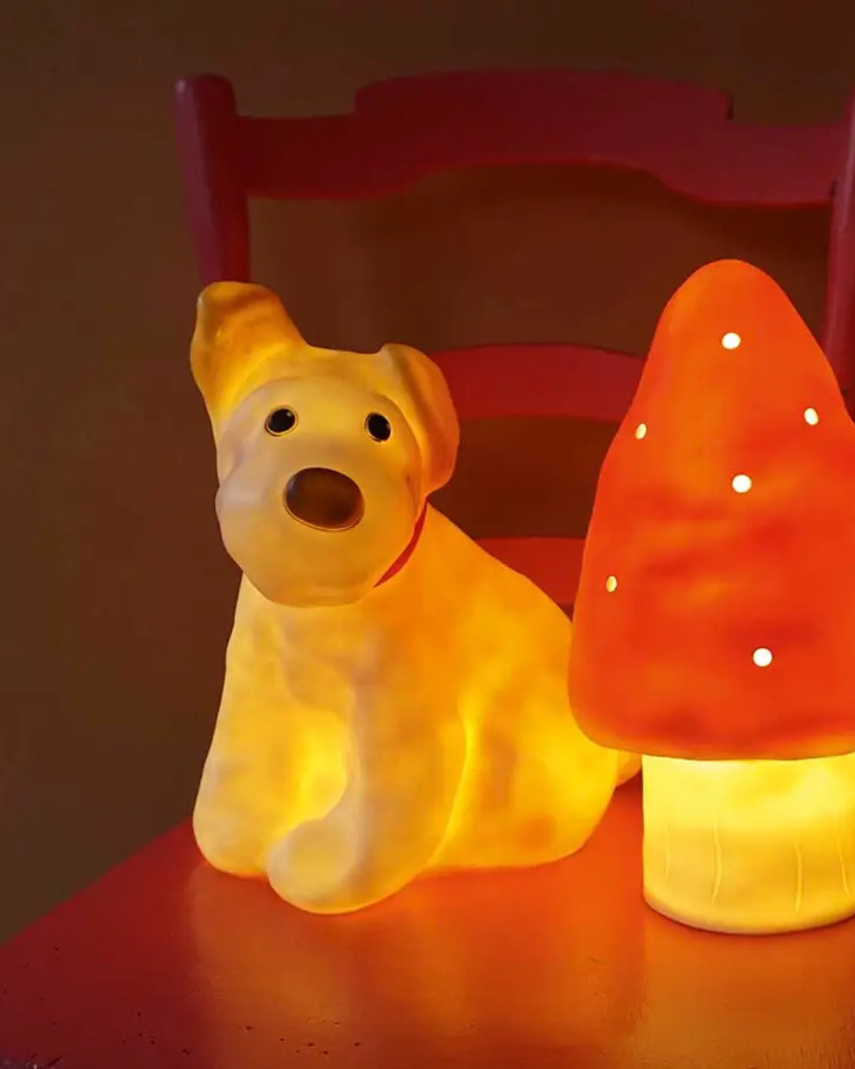 table lamp - eliot the dog