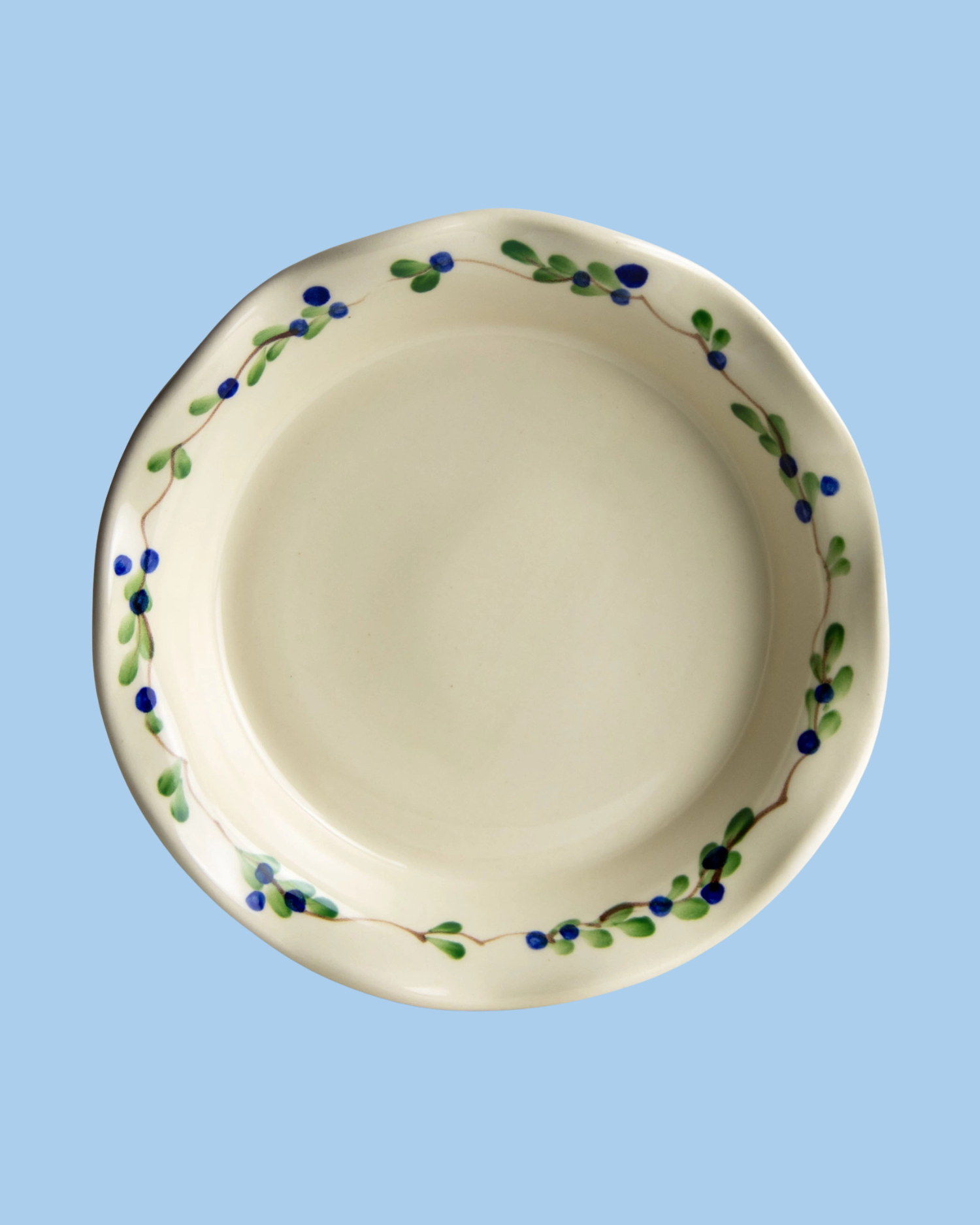 frilly pie plate - blueberry