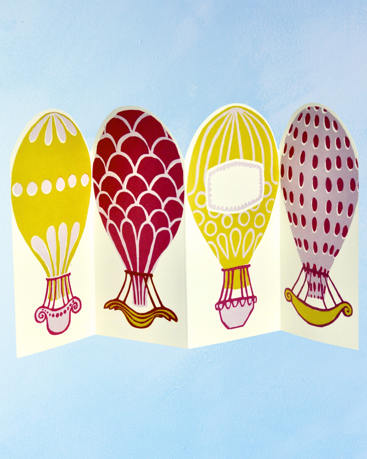 greeting card - hot air balloons concertina