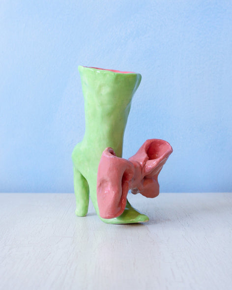 bud vase - green with pink bow