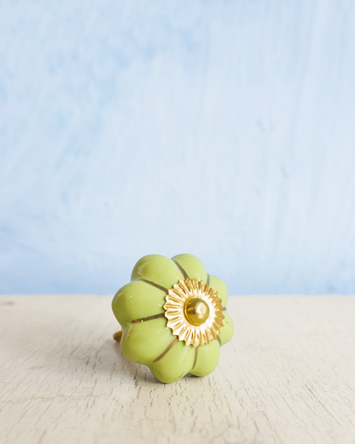 ceramic furniture knob - green rosette