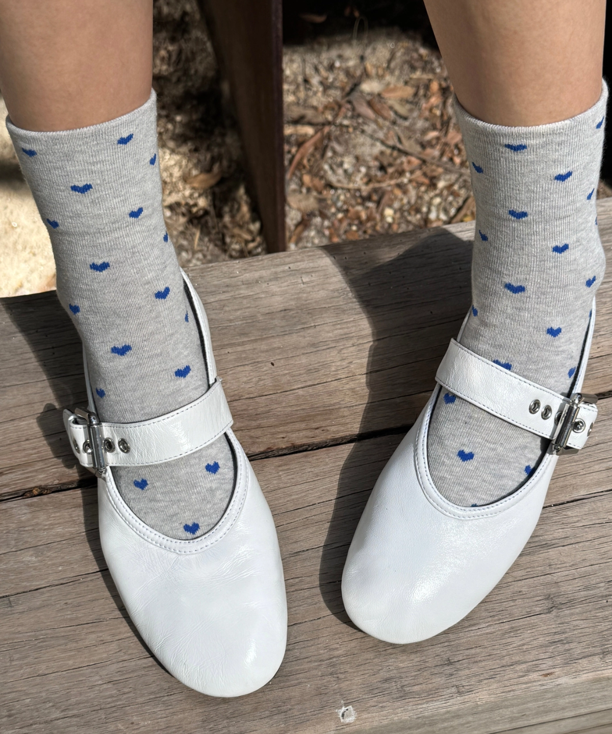 socks - sneaker - grey and cobalt hearts
