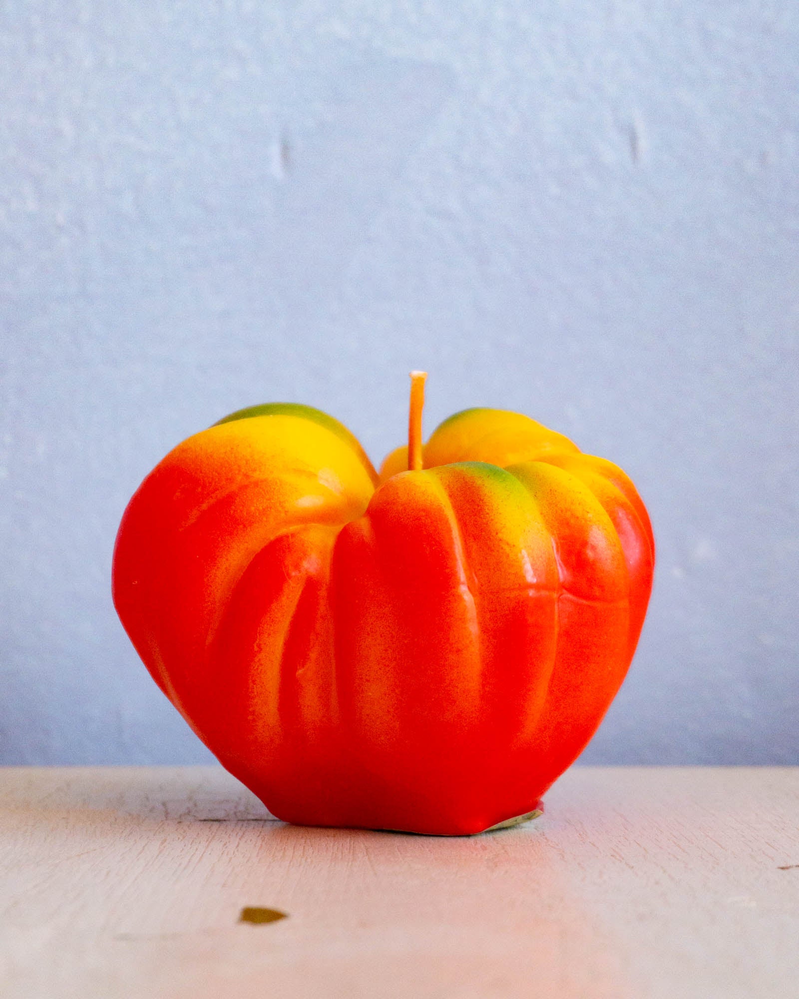 candle - food: heirloom tomato