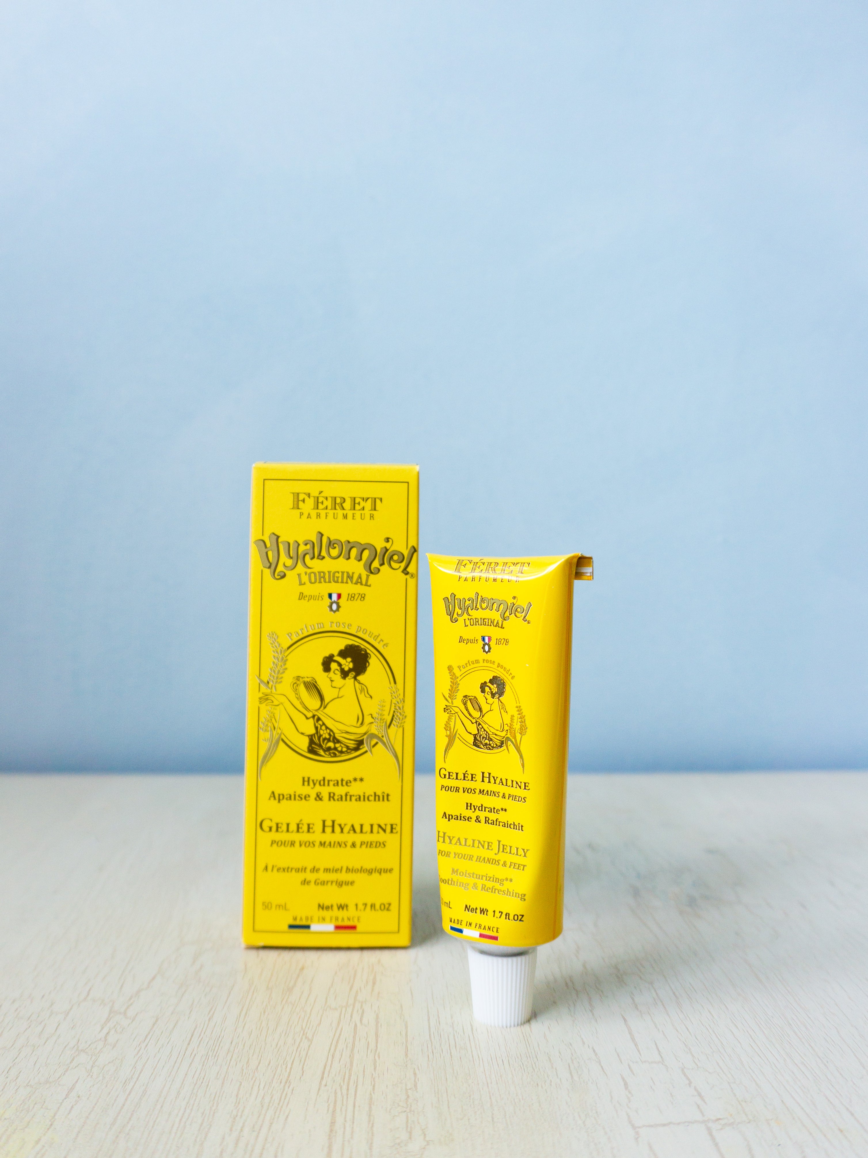 Hyalomiel jelly tube and box