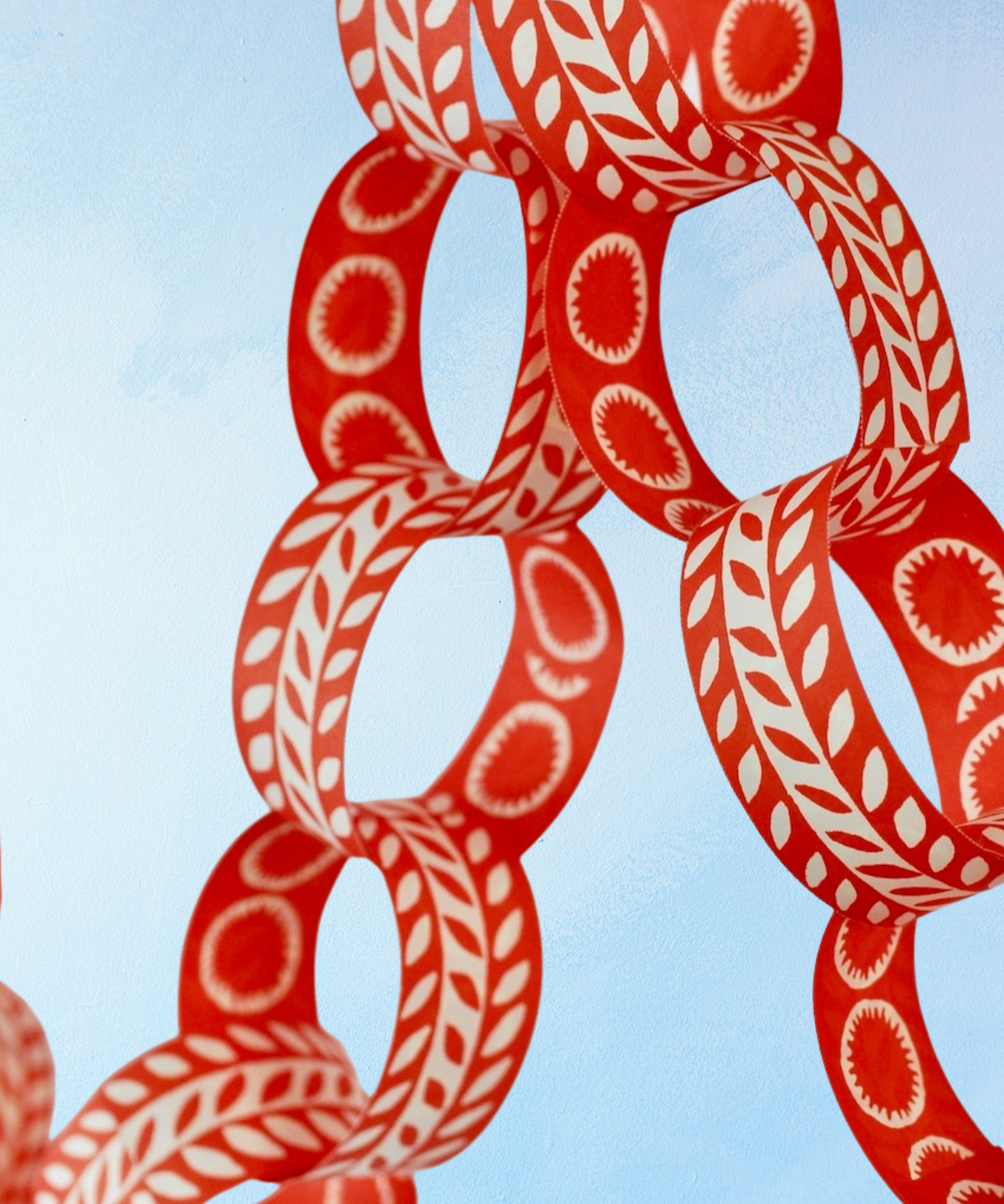 garland - paper chain - red and white