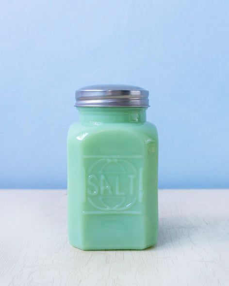 jadeite salt shaker - large