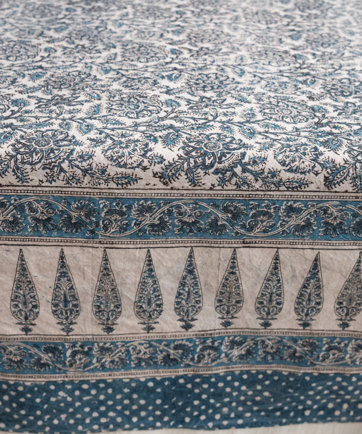tablecloth - cotton kalamkari indigo fleur