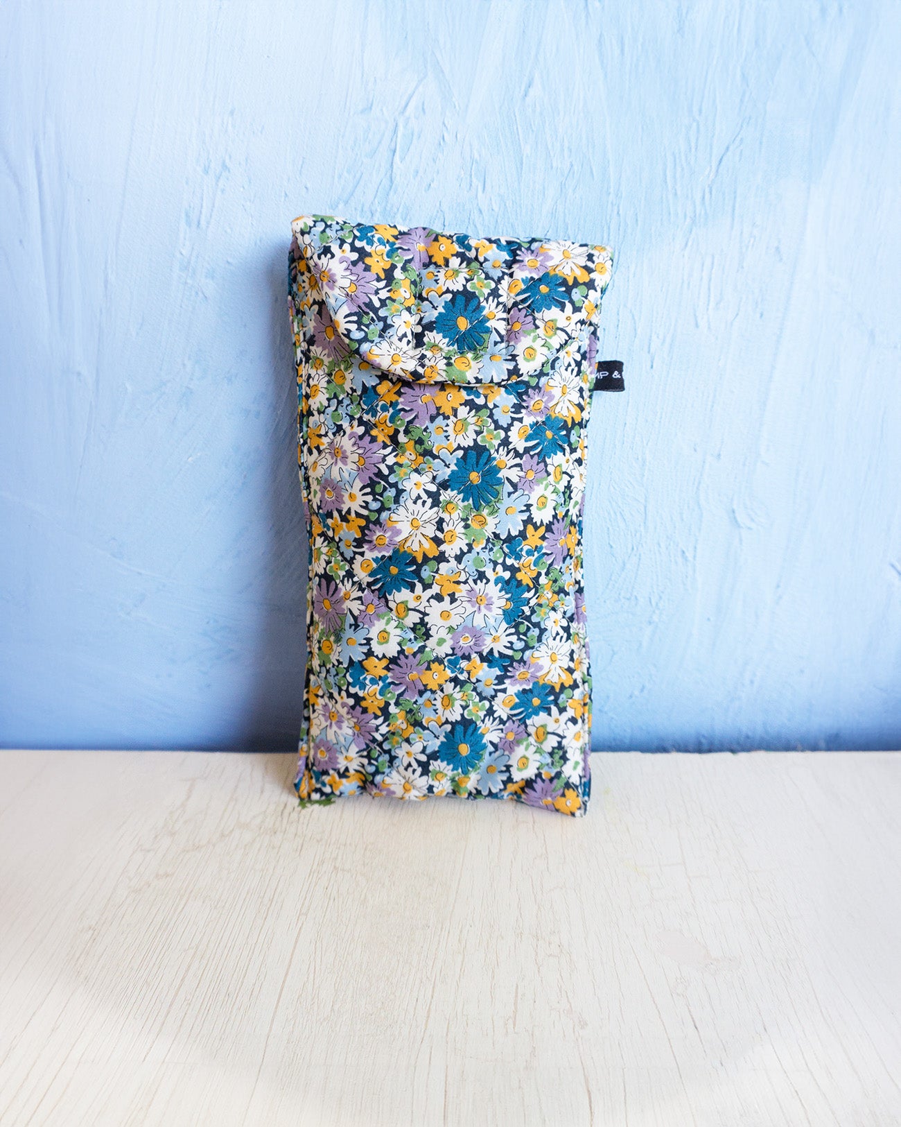 eye glass case - pomp & ceremony (multiple styles)