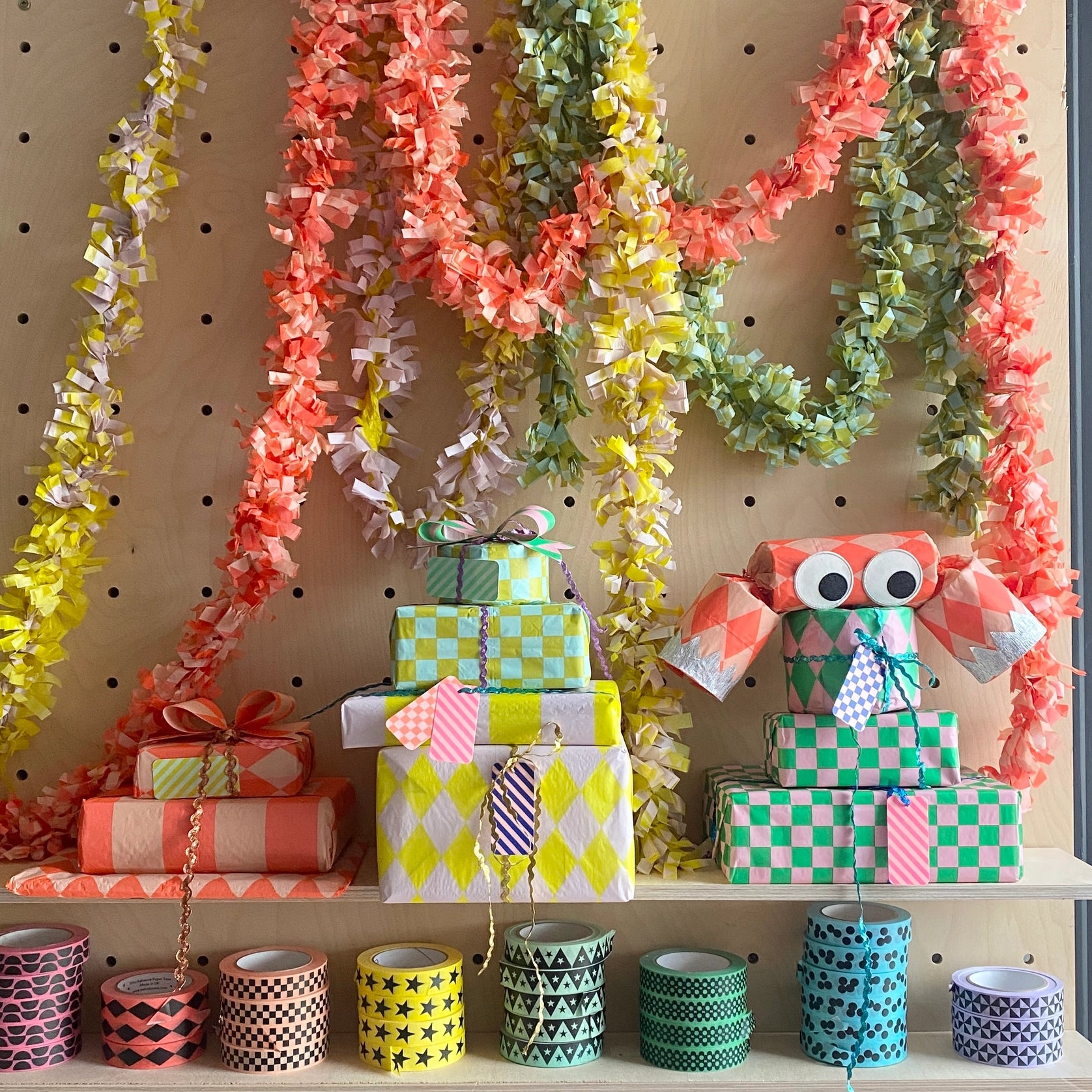 tissue paper - green & pink