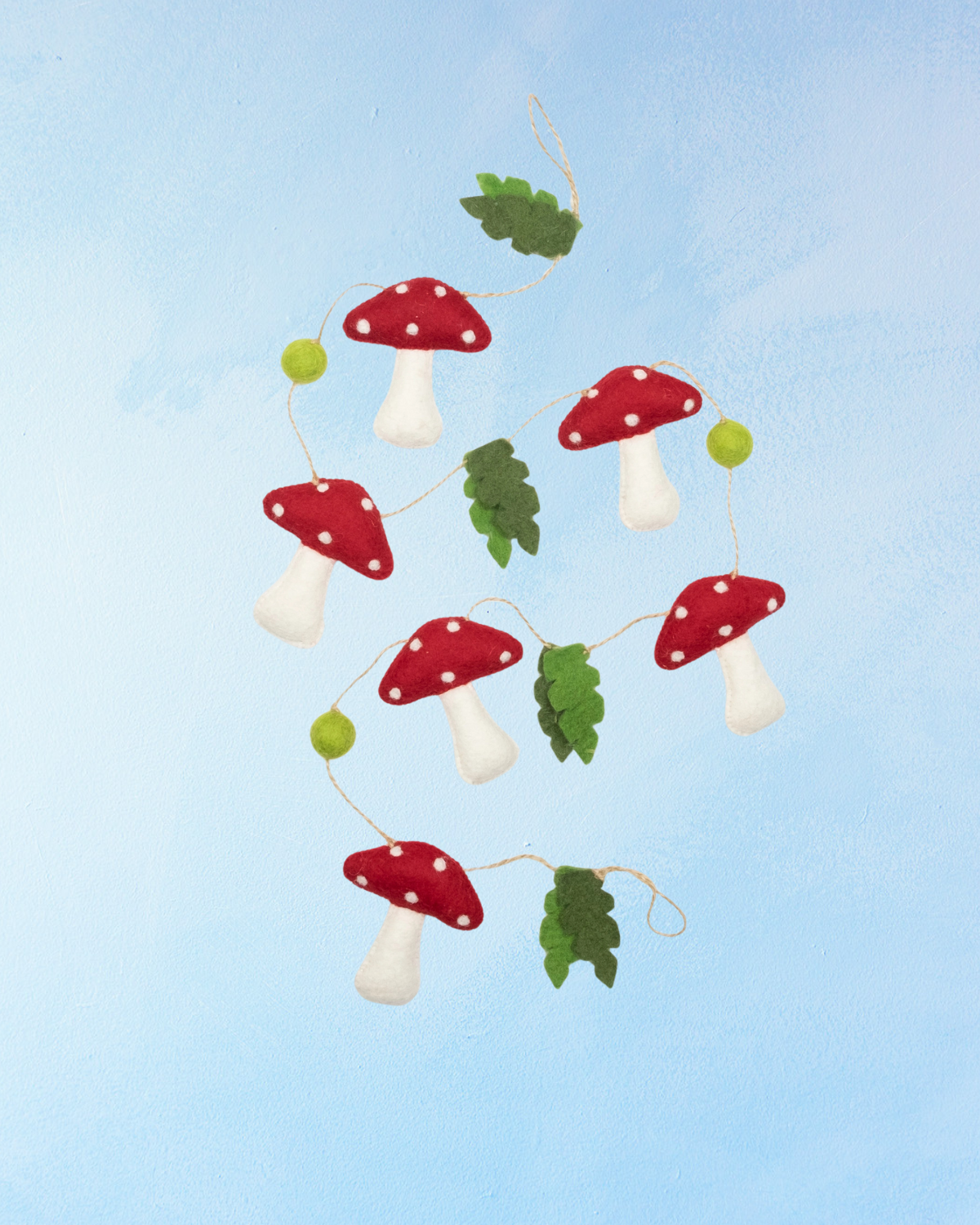 garland - felt mushroom