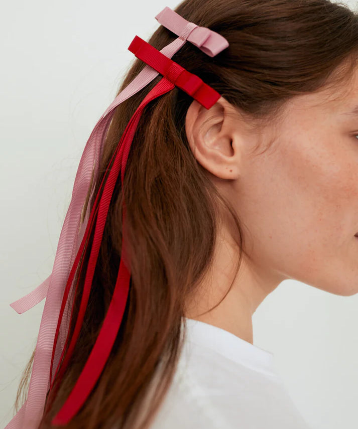 nadia ribbon barette on model