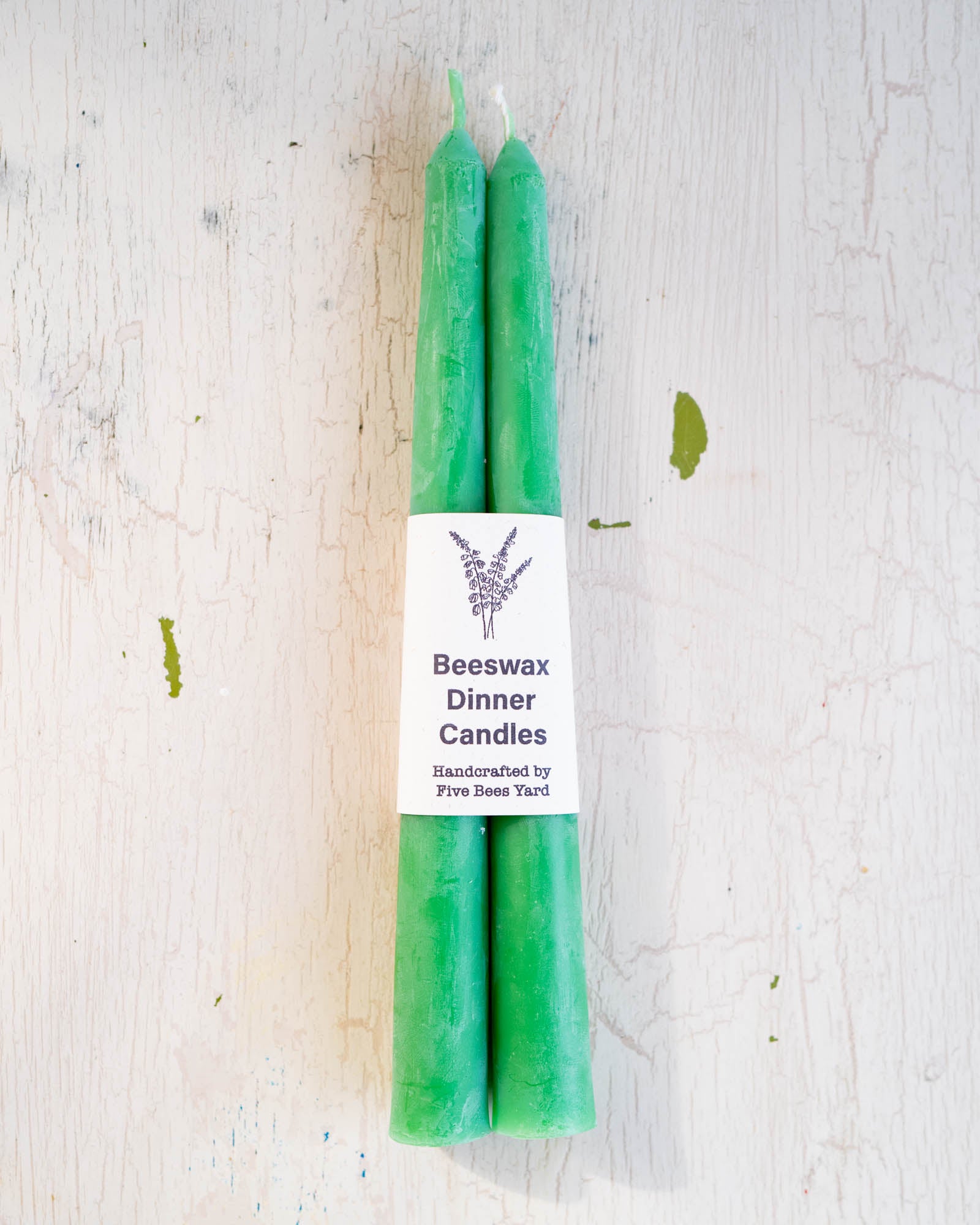 Five Bees Yard Taper in fresh green