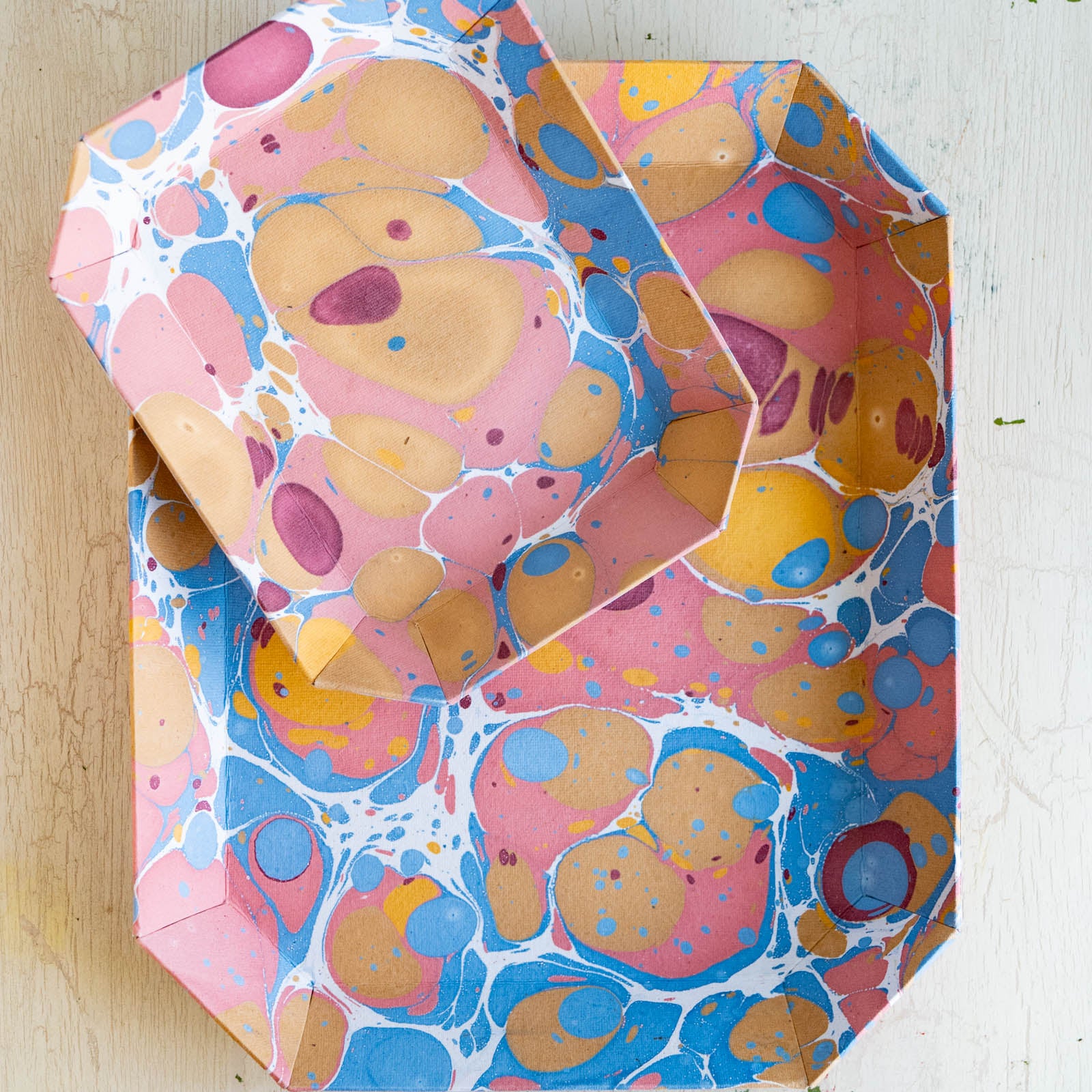 Octangonal tray set in golden marble