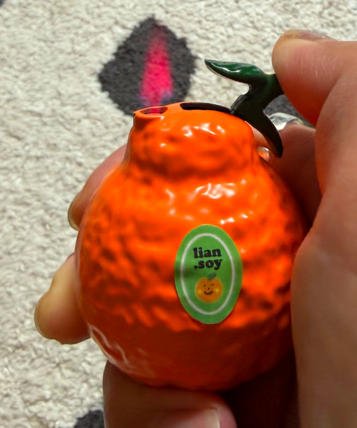 sumo orange lighter