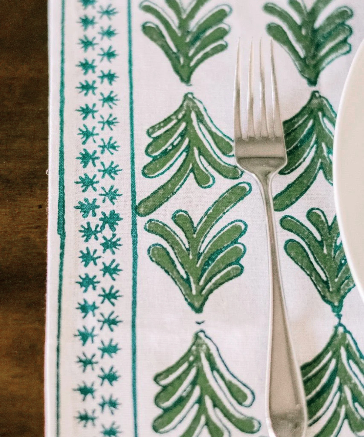 table runner - palmetto: evergreen and sage