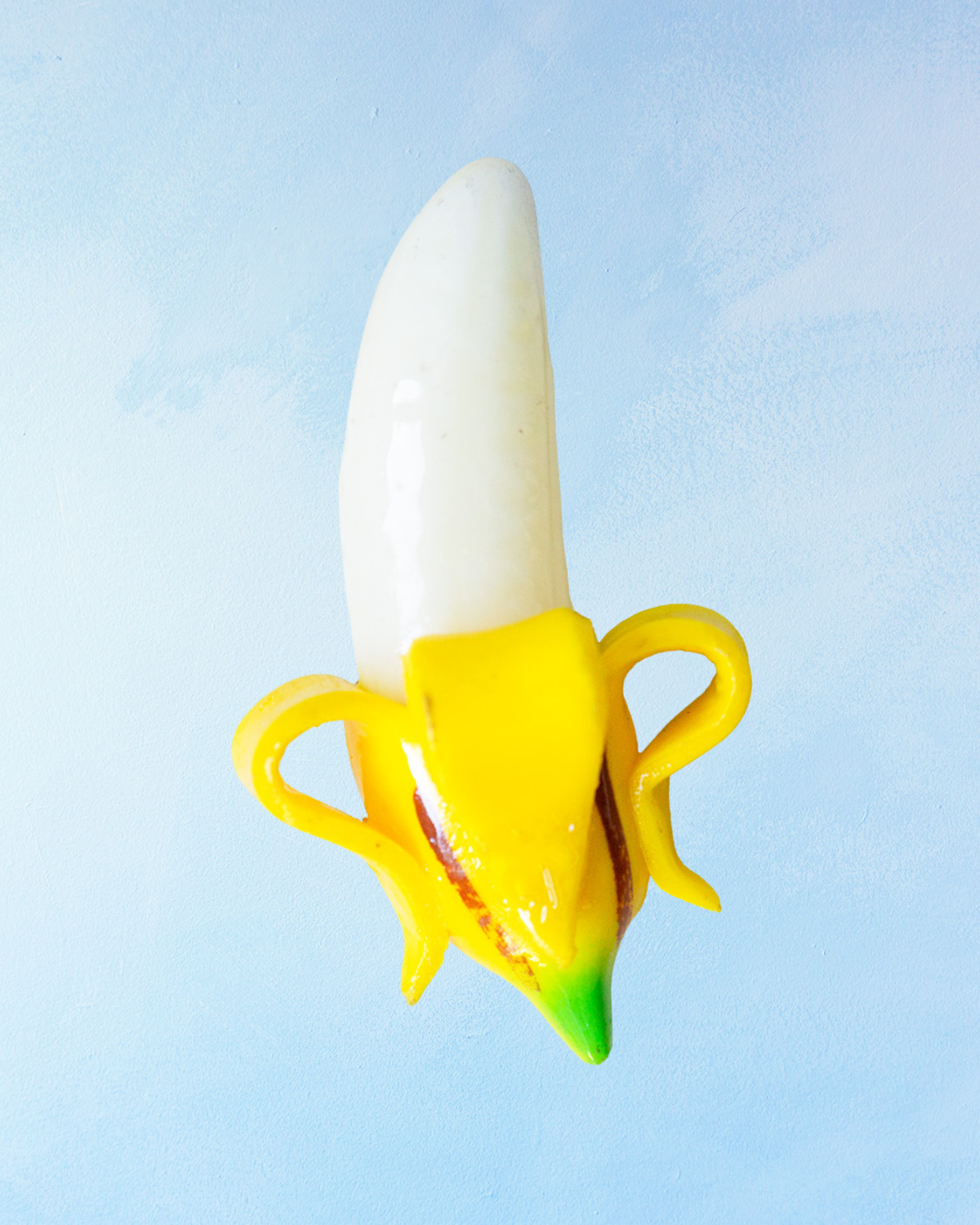 magnet - peeled banana