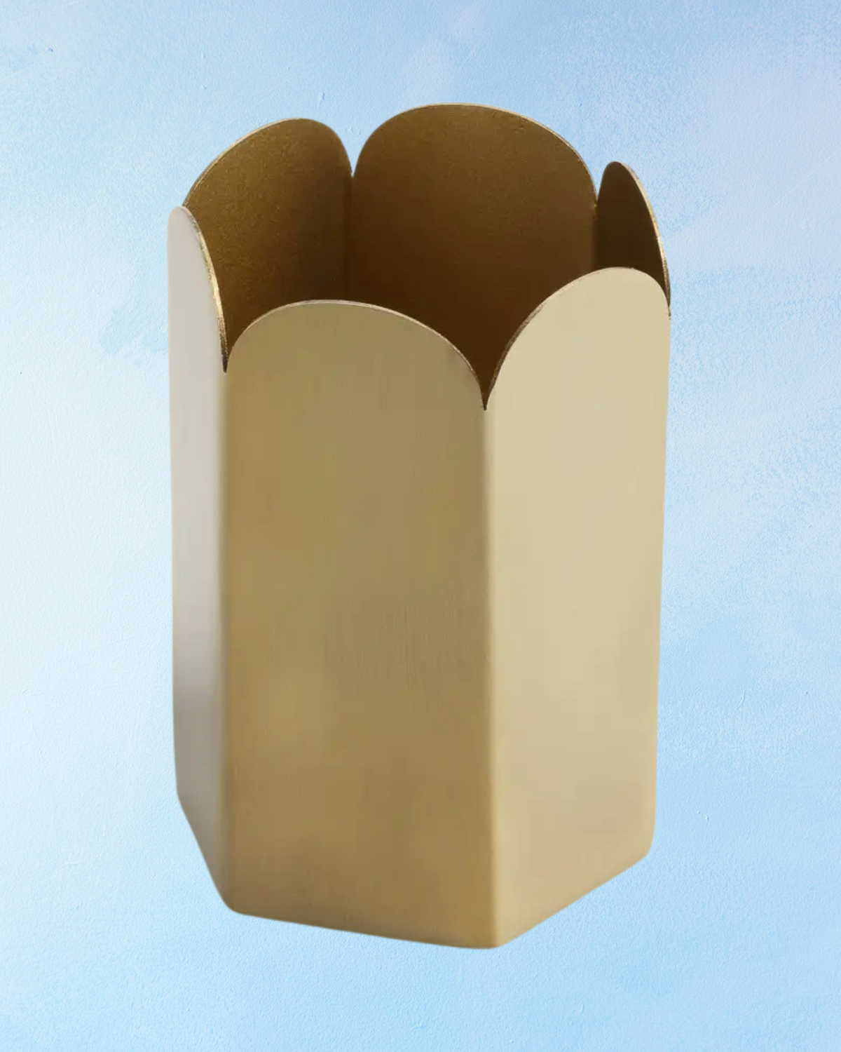 desk organizer - scallop edge pen pot