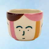 Pince-moi pot - visage de Fréya en grès