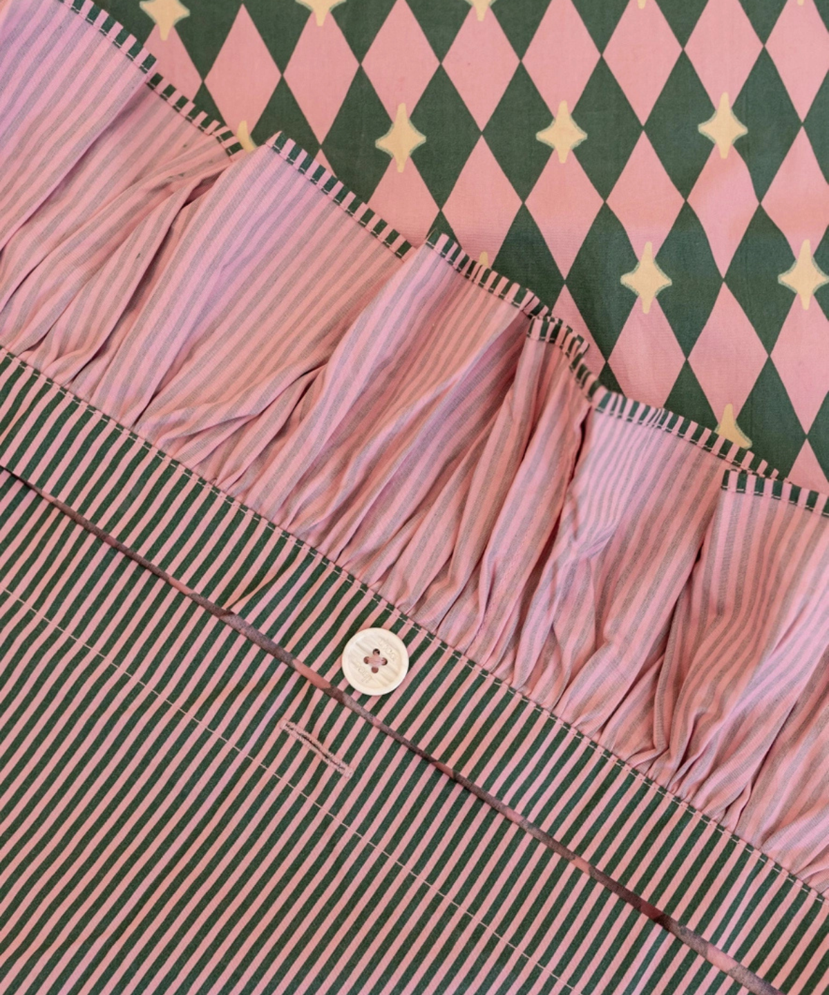 duvet cover - pink harlequin