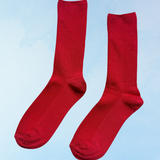 chaussettes - pantalon - rouge à lèvres