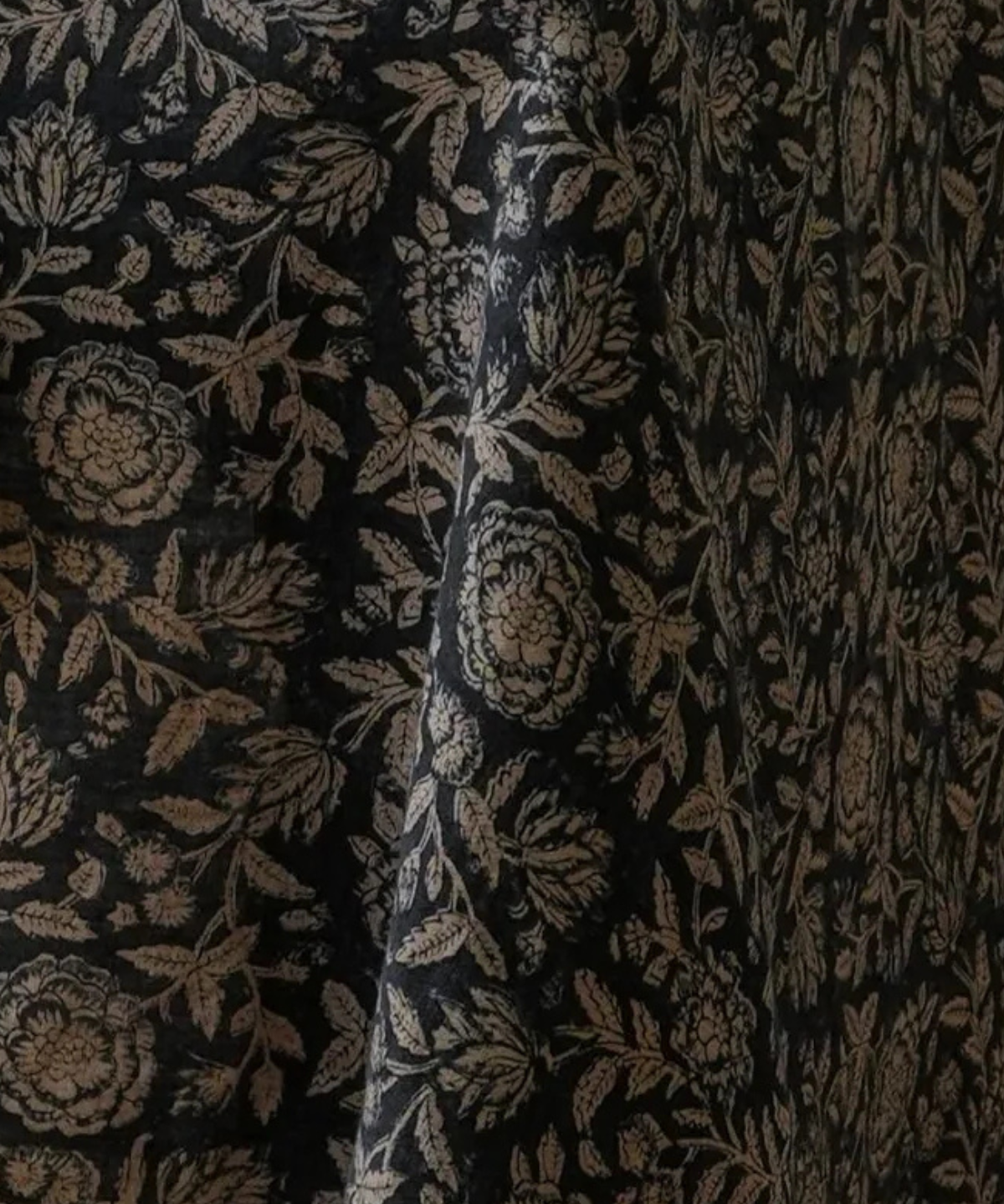 tablecloth - linen rio blue