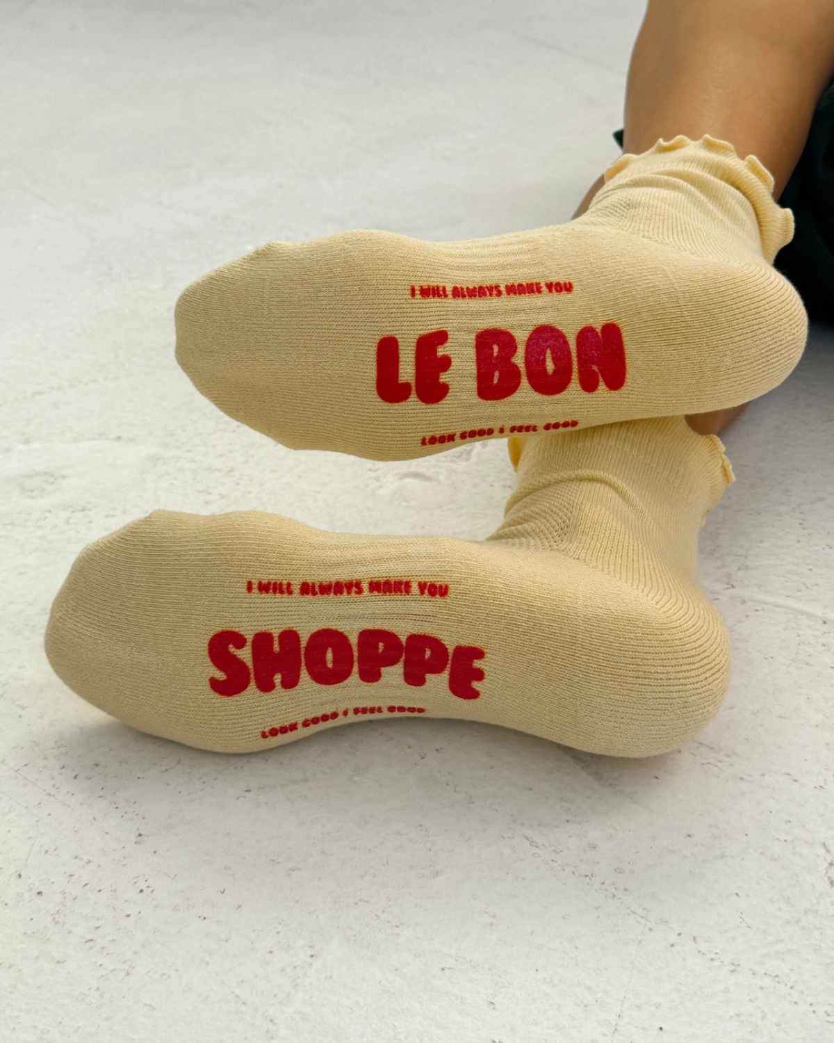 socks - ruffled hugger - banana cream