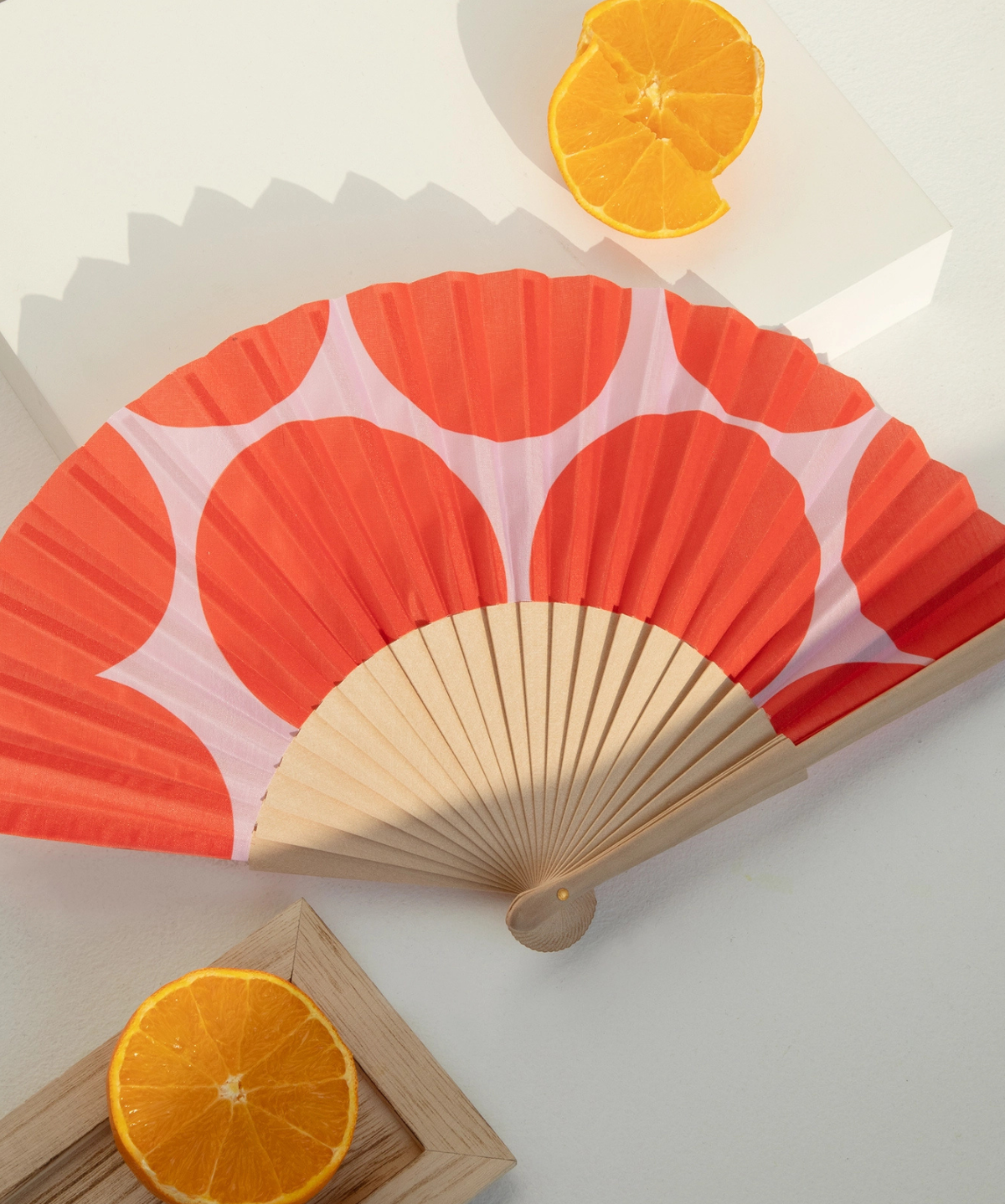 wooden hand fan - scarlet breeze