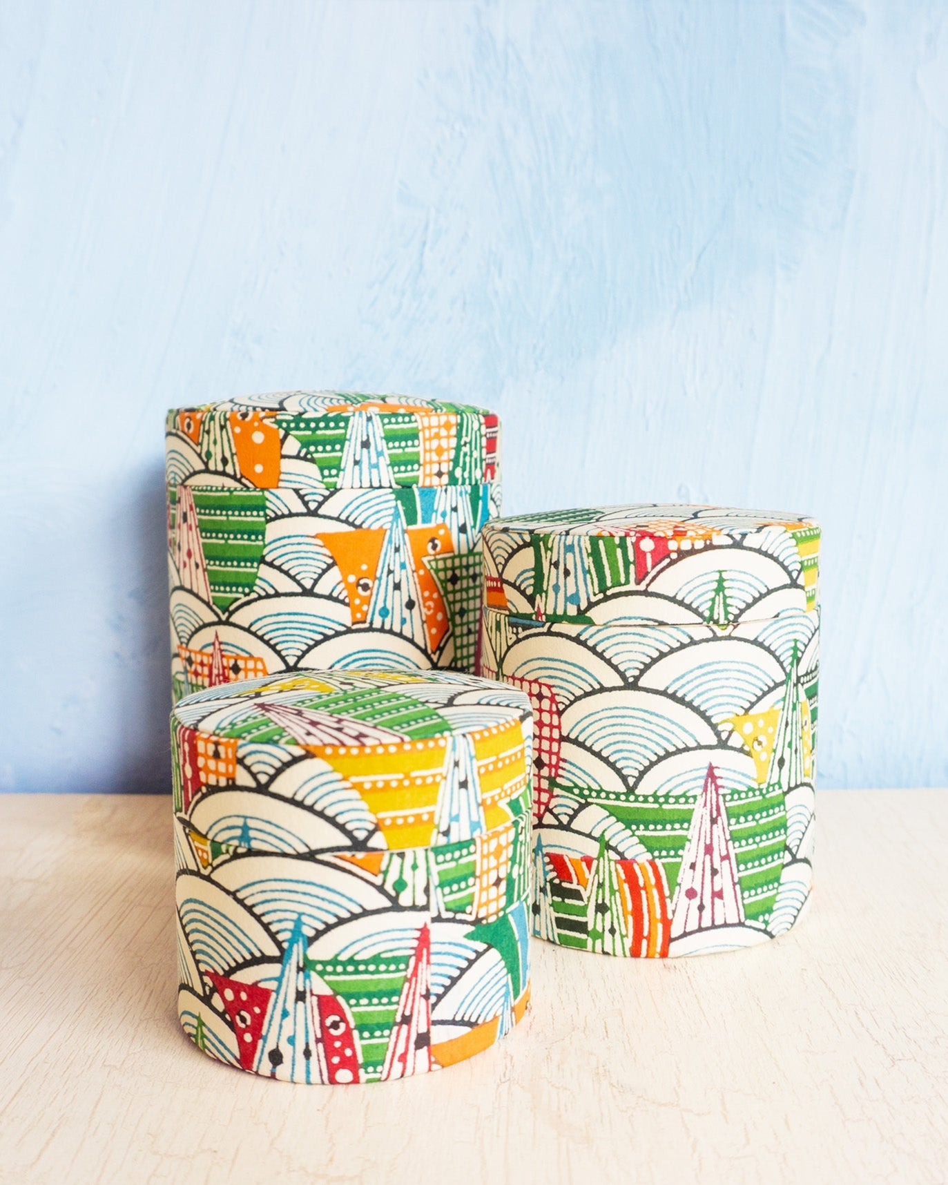 paper pot - ships and waves (multiple sizes)