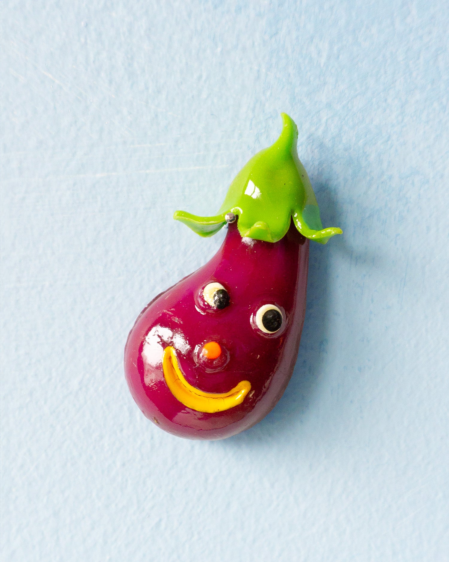 magnet - happy eggplant