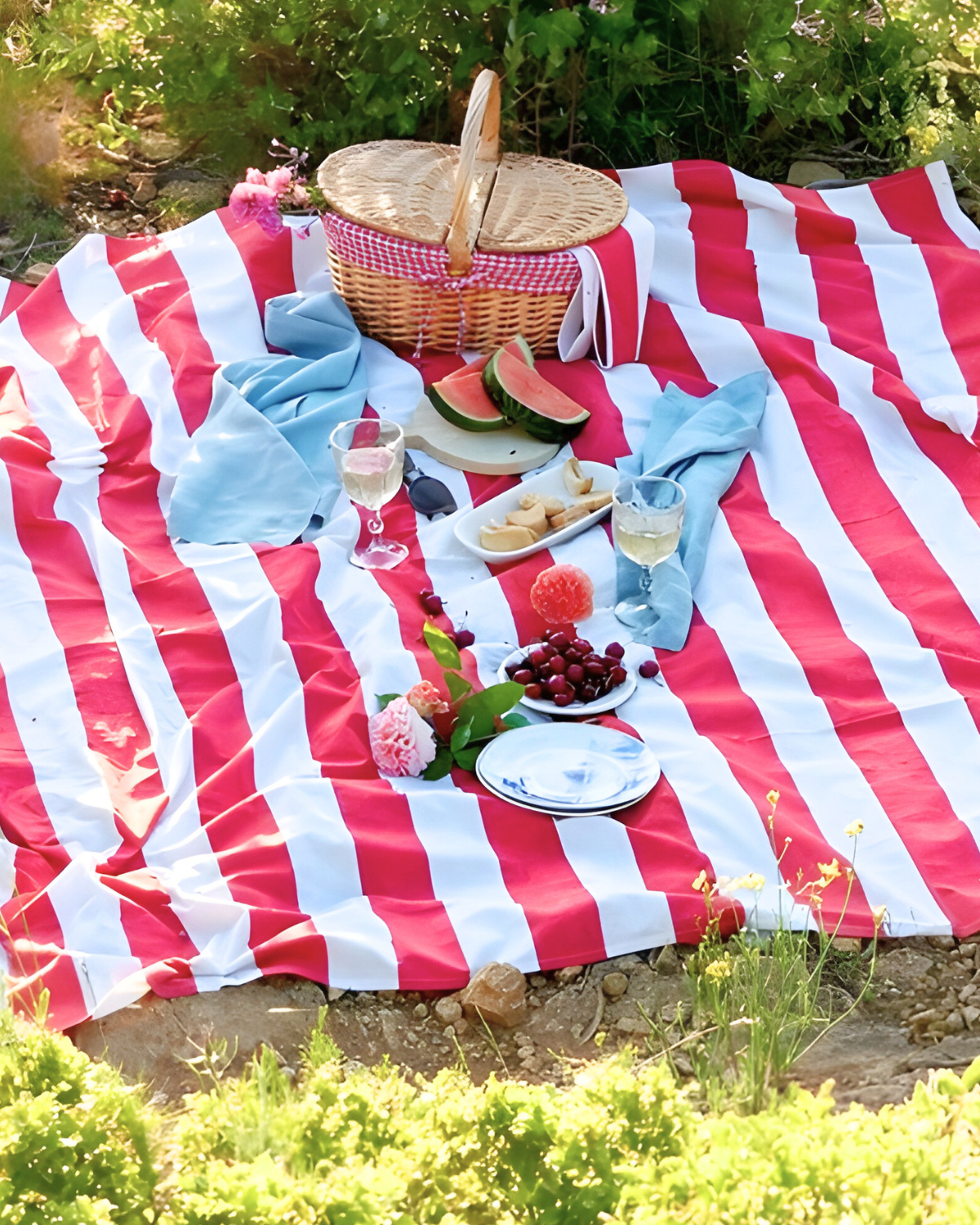 tablecloth - st. tropez red stripe