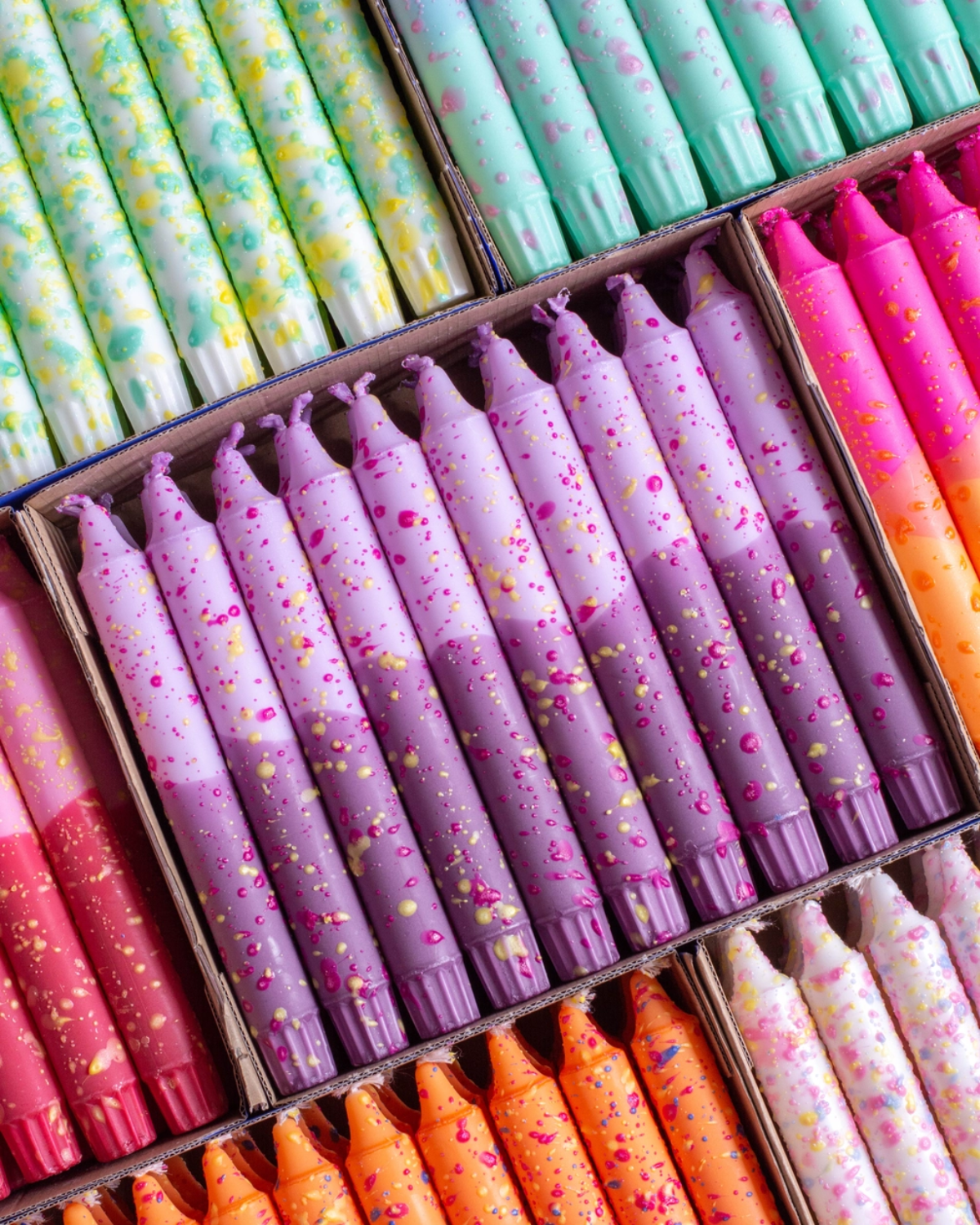 candle  - taper candle (single) -  lavender confetti