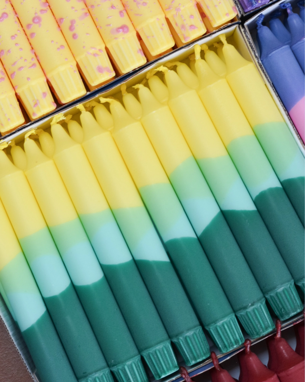 candle  - taper candle (single) - citron/mint/green