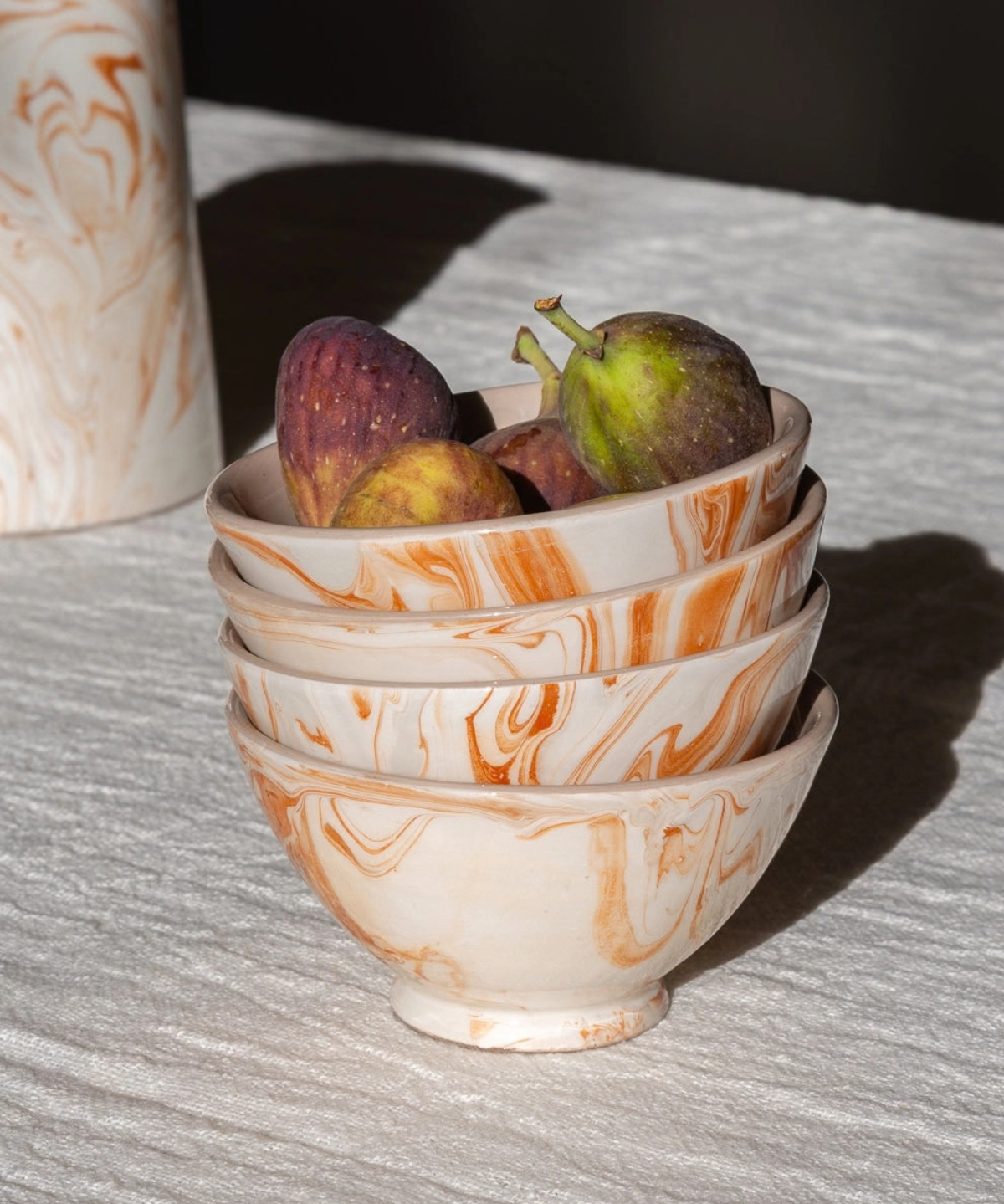ceramic - breakfast bowl - marbled terracotta