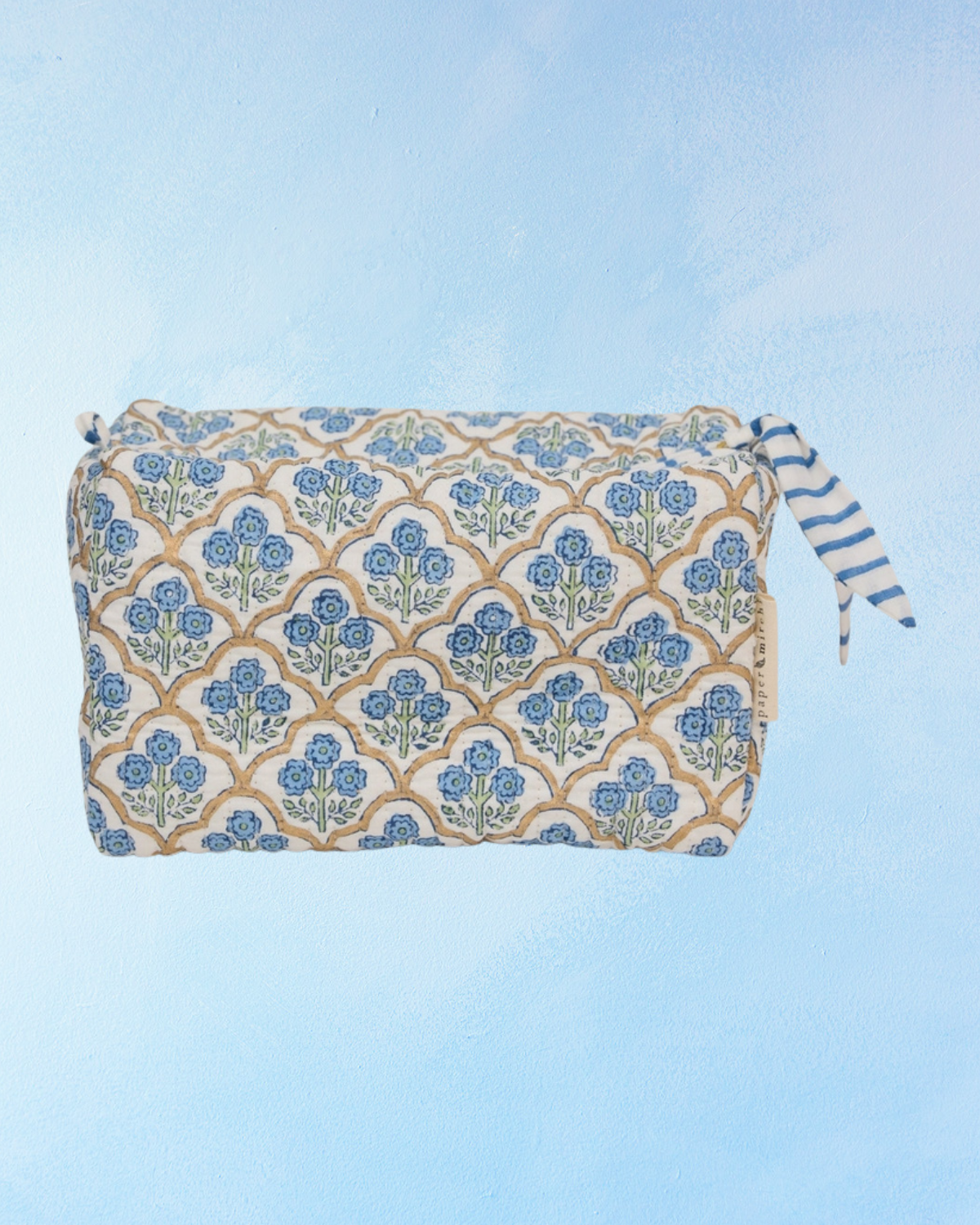 travel pouch - blue trellis