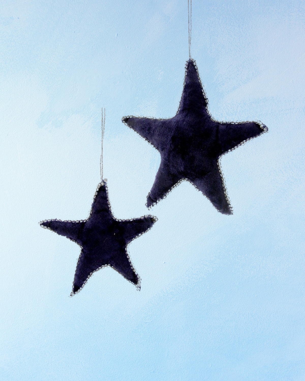 ornament - star velvet navy (2 sizes)