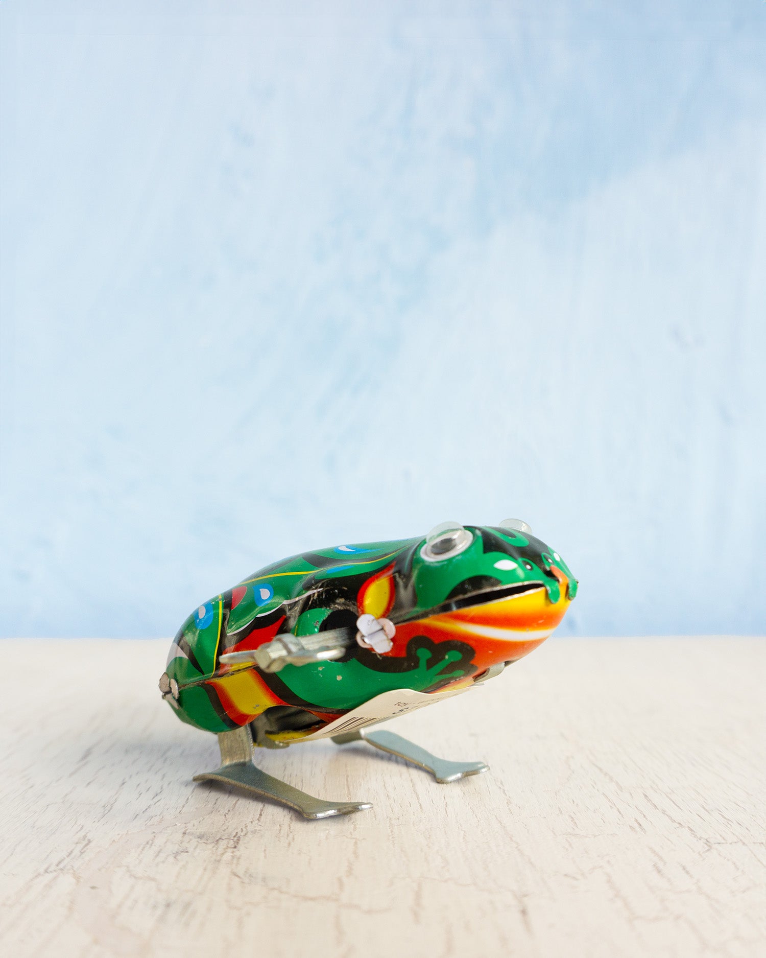 toy - windup frog